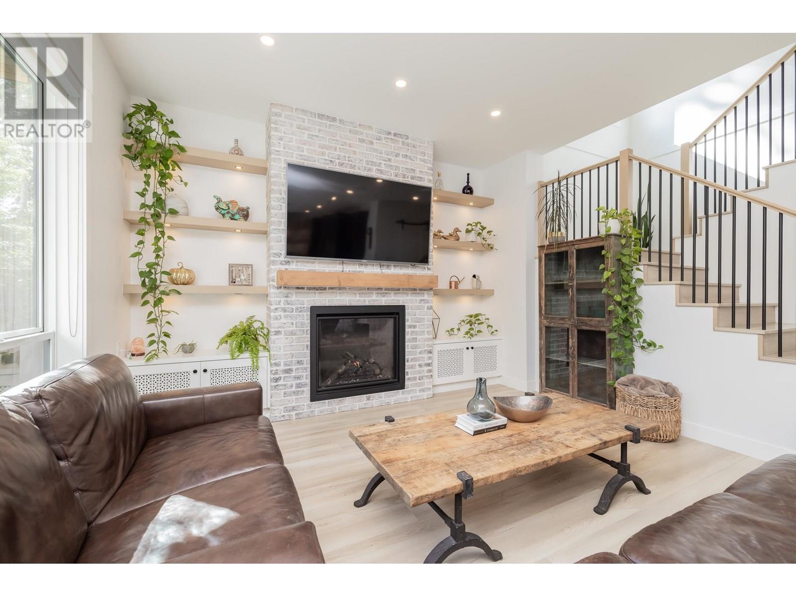 222 66 Street Property Photo 16