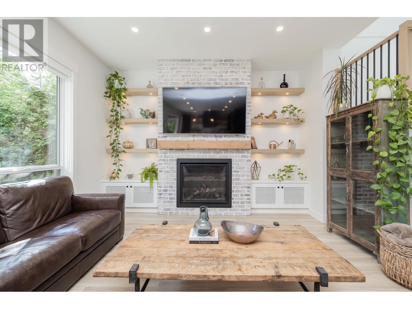 222 66 Street Property Photo 18