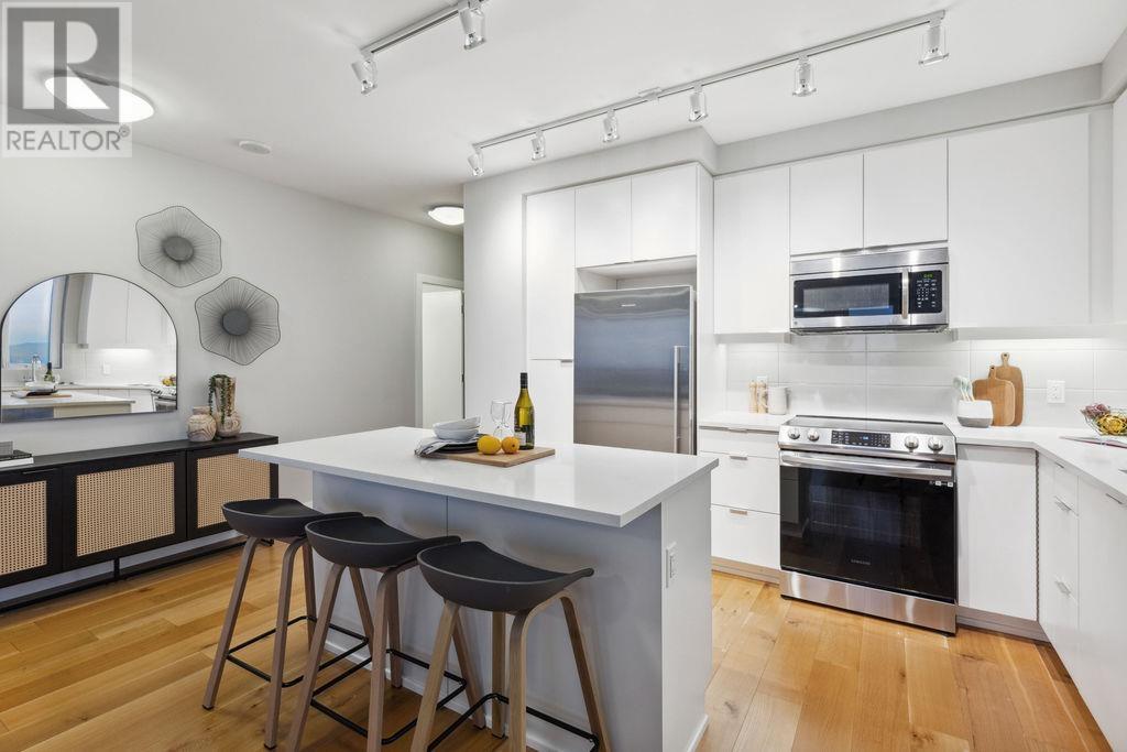 1404 9393 Tower Road Property Photo 10