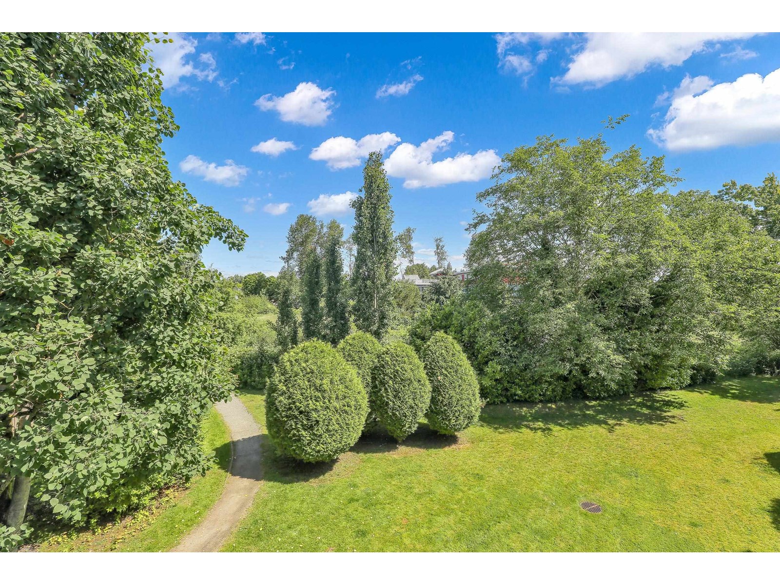 206 20897 57 Avenue Property Photo 1
