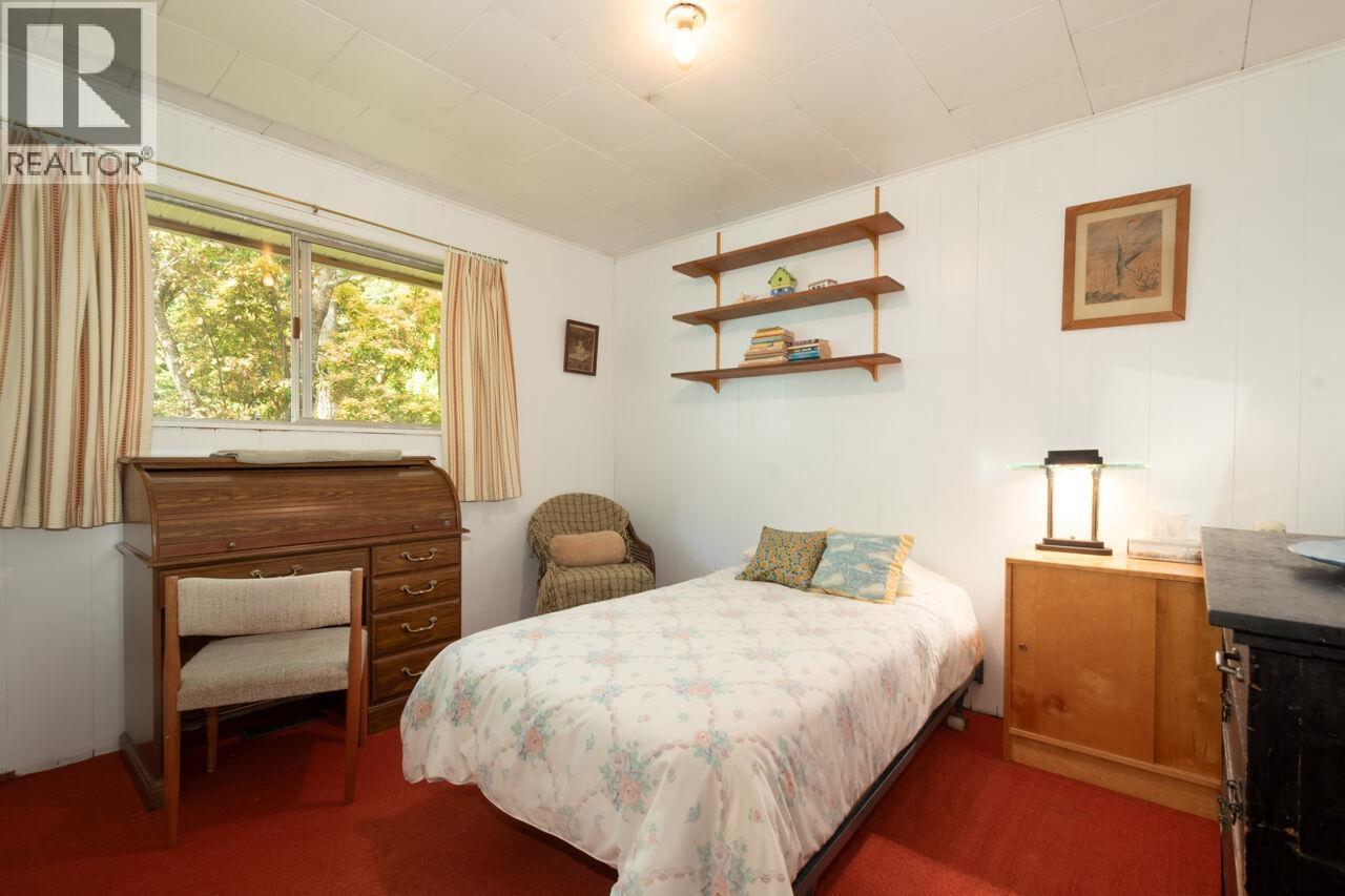 508 Collins Road Property Photo 8