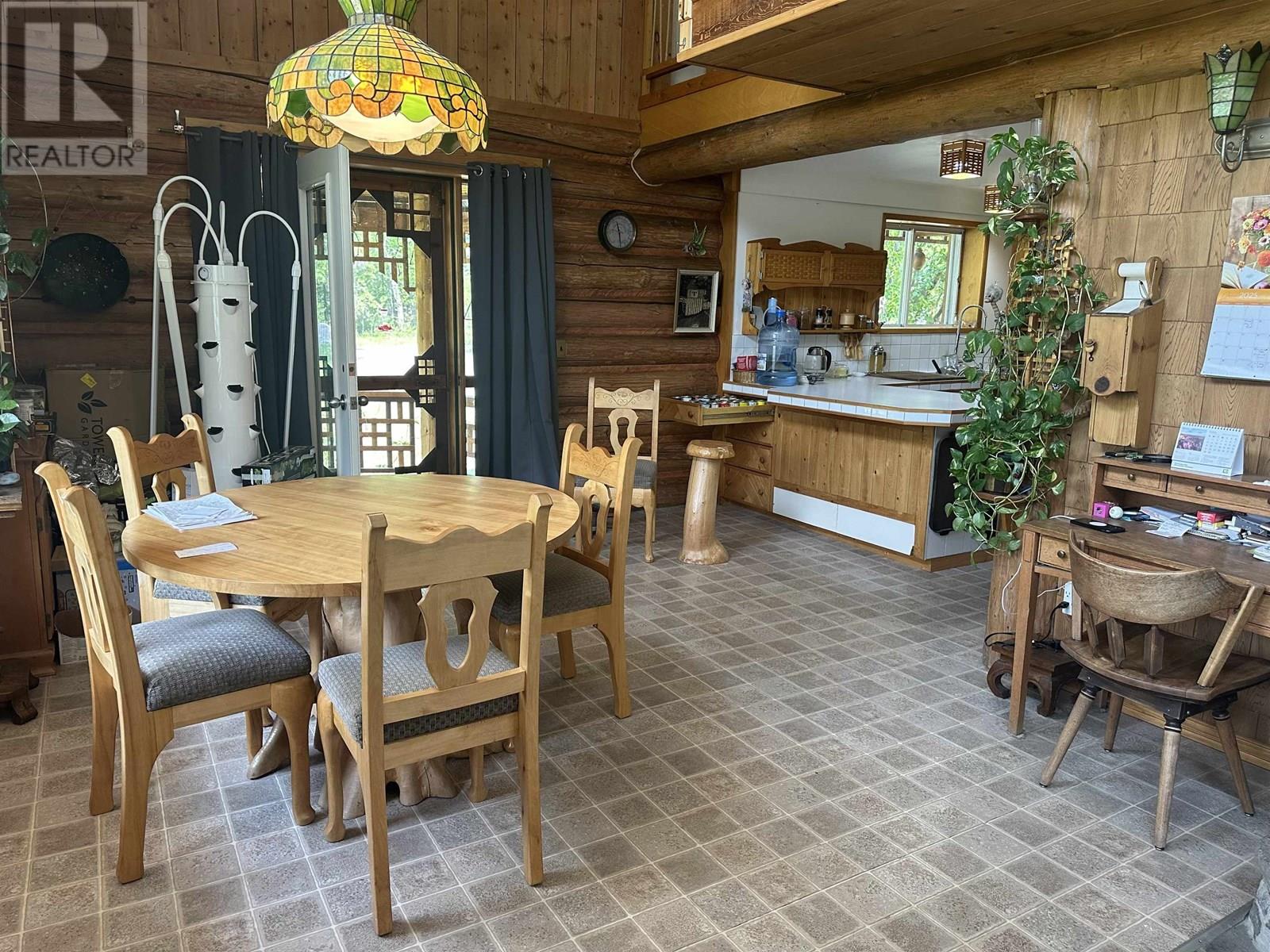 21023 Tompkins Road Property Photo 4