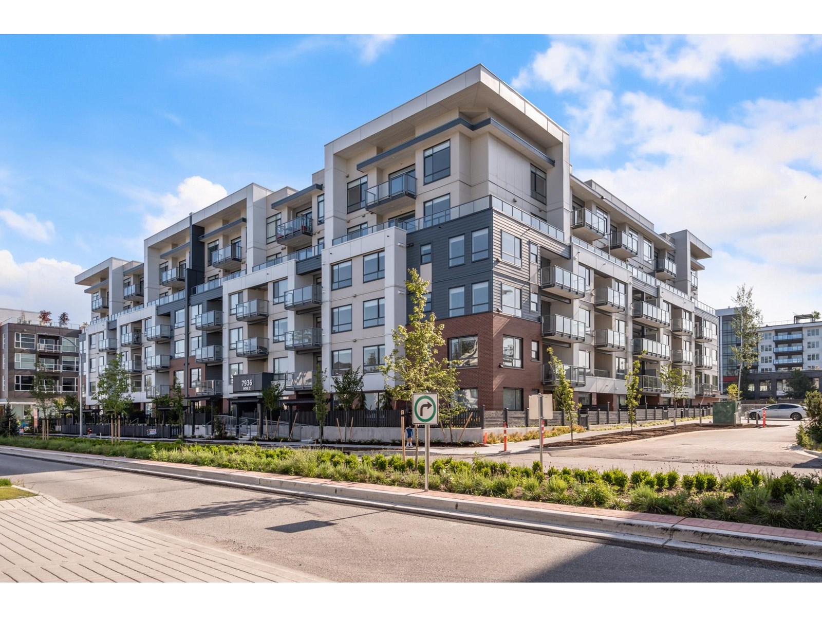 521 7936 206 Street Property Photo 1
