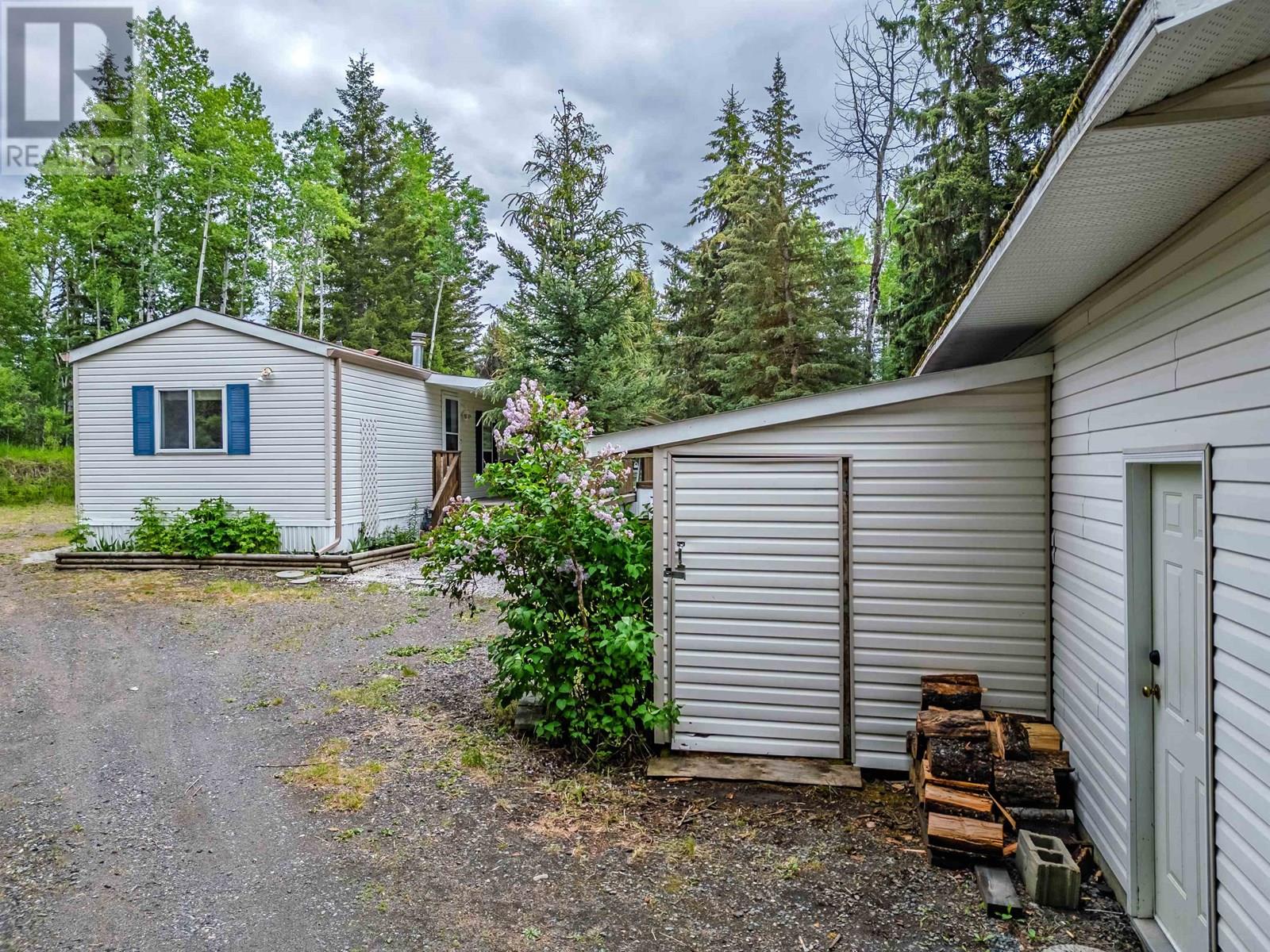 6485 Mercer Road Property Photo 1