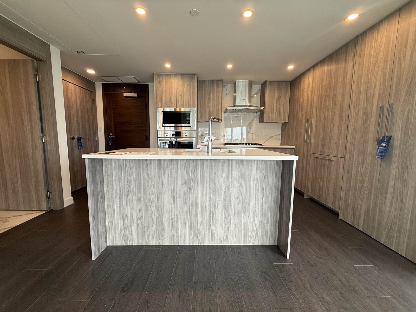 1308 13768 100 Avenue Property Photo 10
