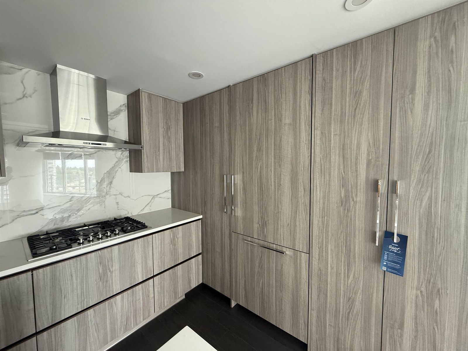 1308 13768 100 Avenue Property Photo 11
