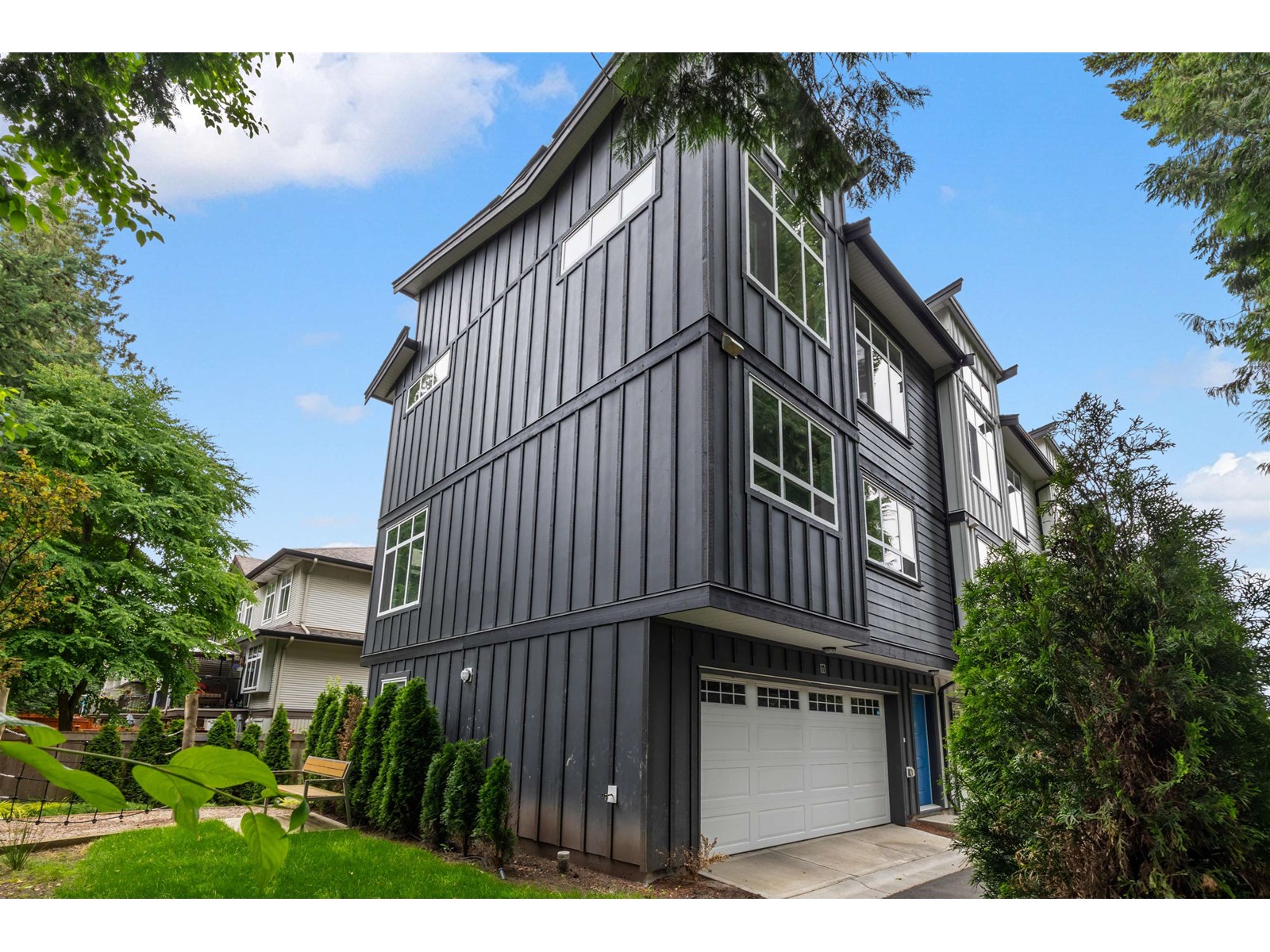 11 8137 164 STREET Property Photo 1