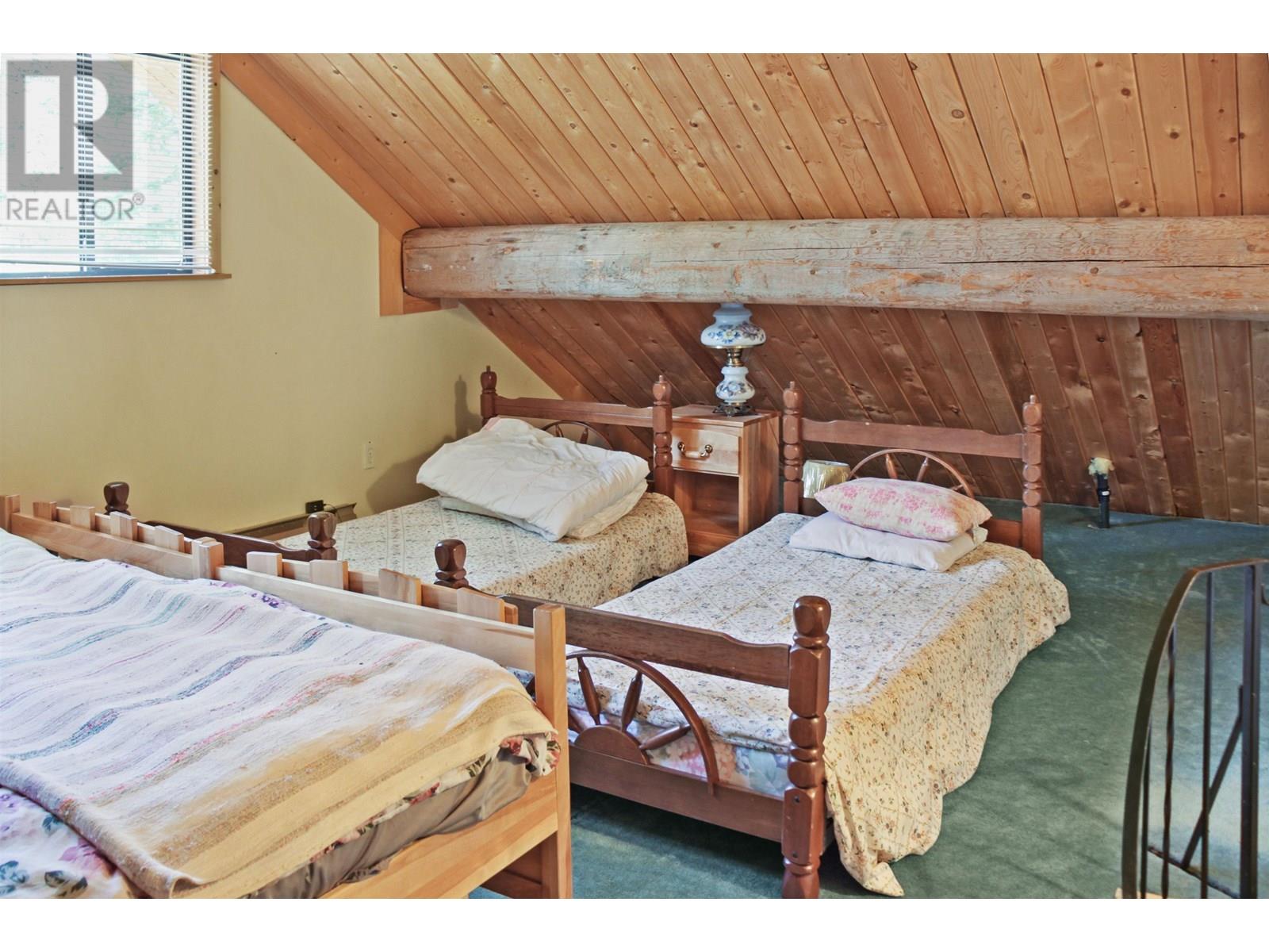 6437 Shore Court Property Photo 17