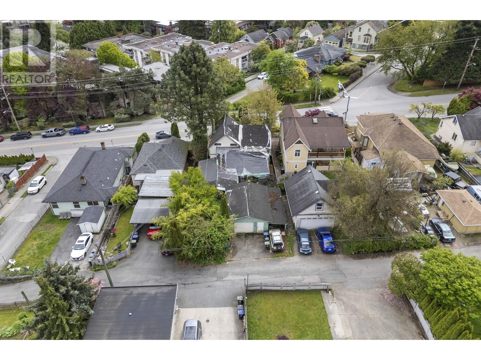 451 E Eighth Avenue Property Photo 11