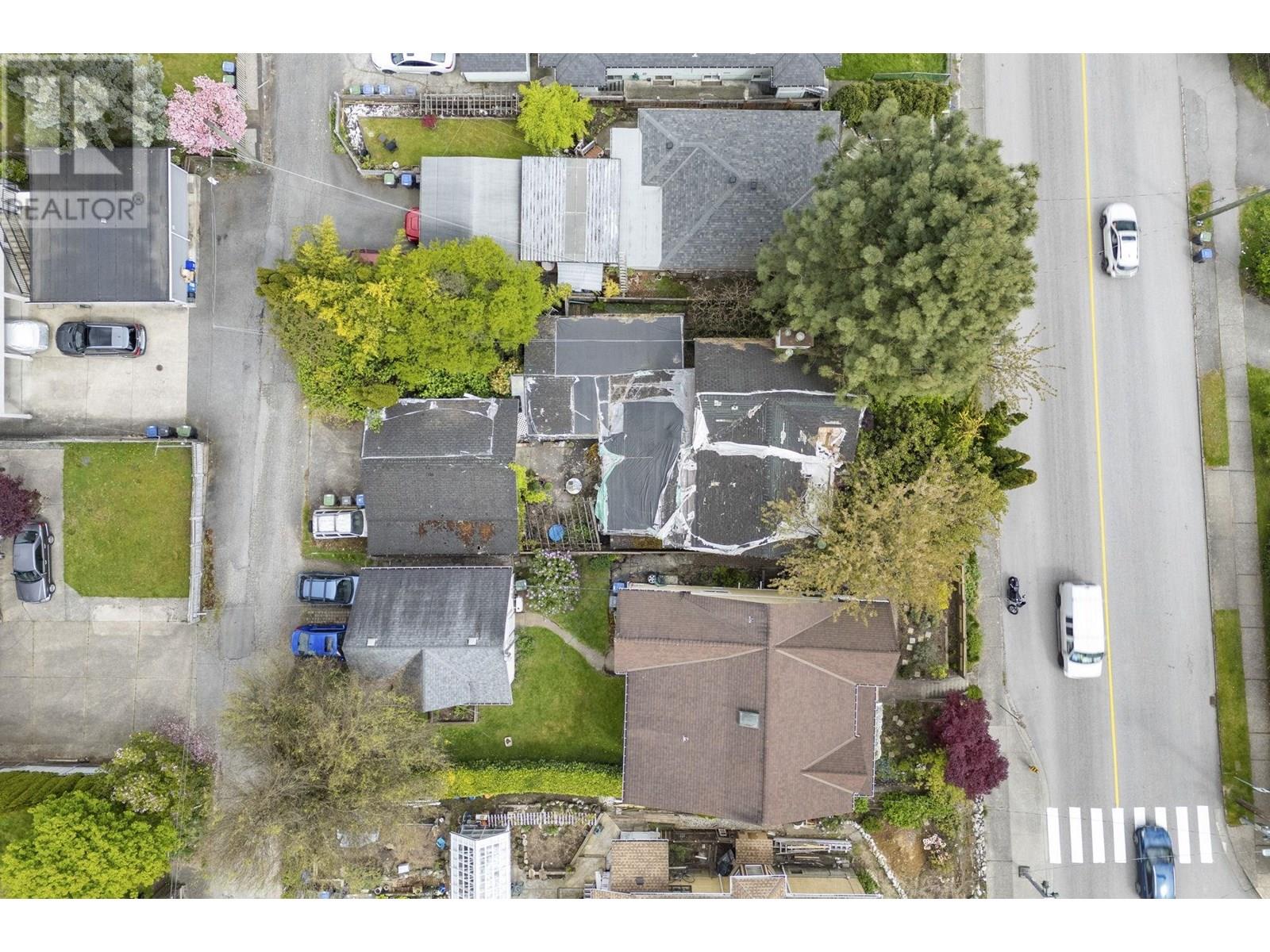 451 E Eighth Avenue Property Photo 14