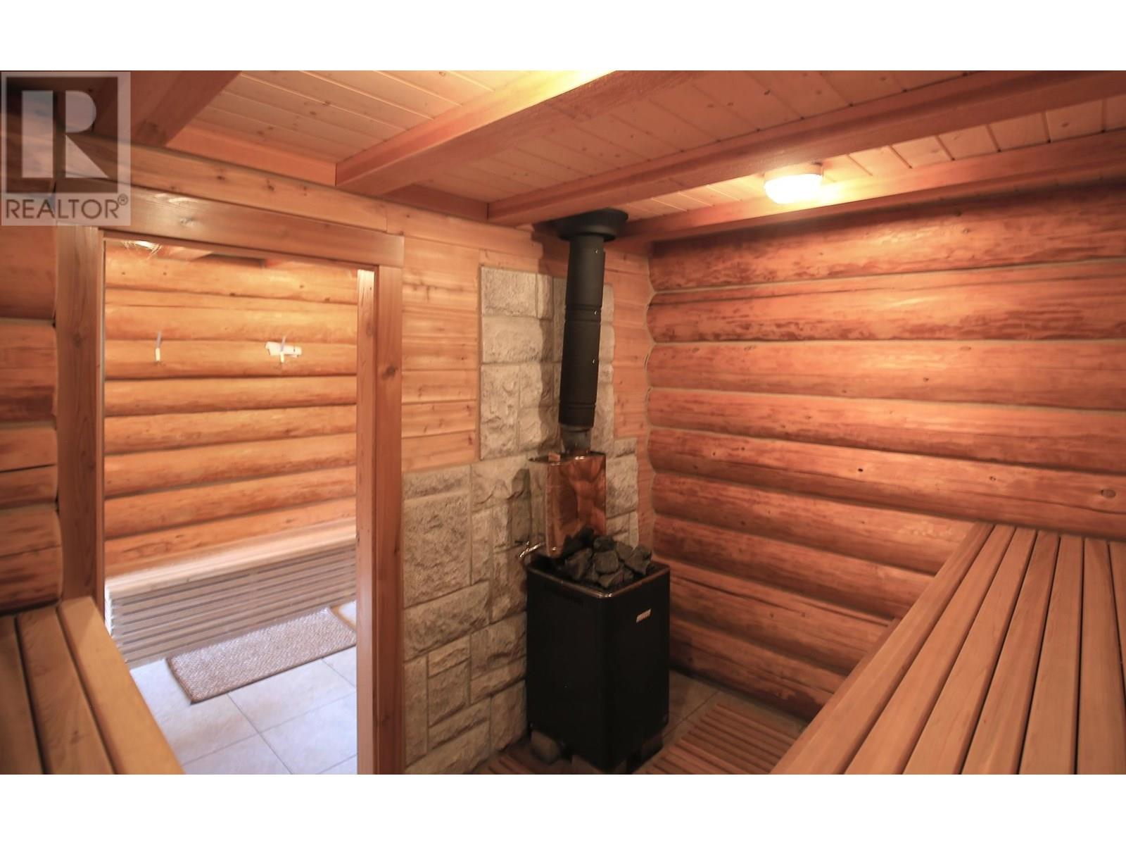 6256 Leamont Place Property Photo 36