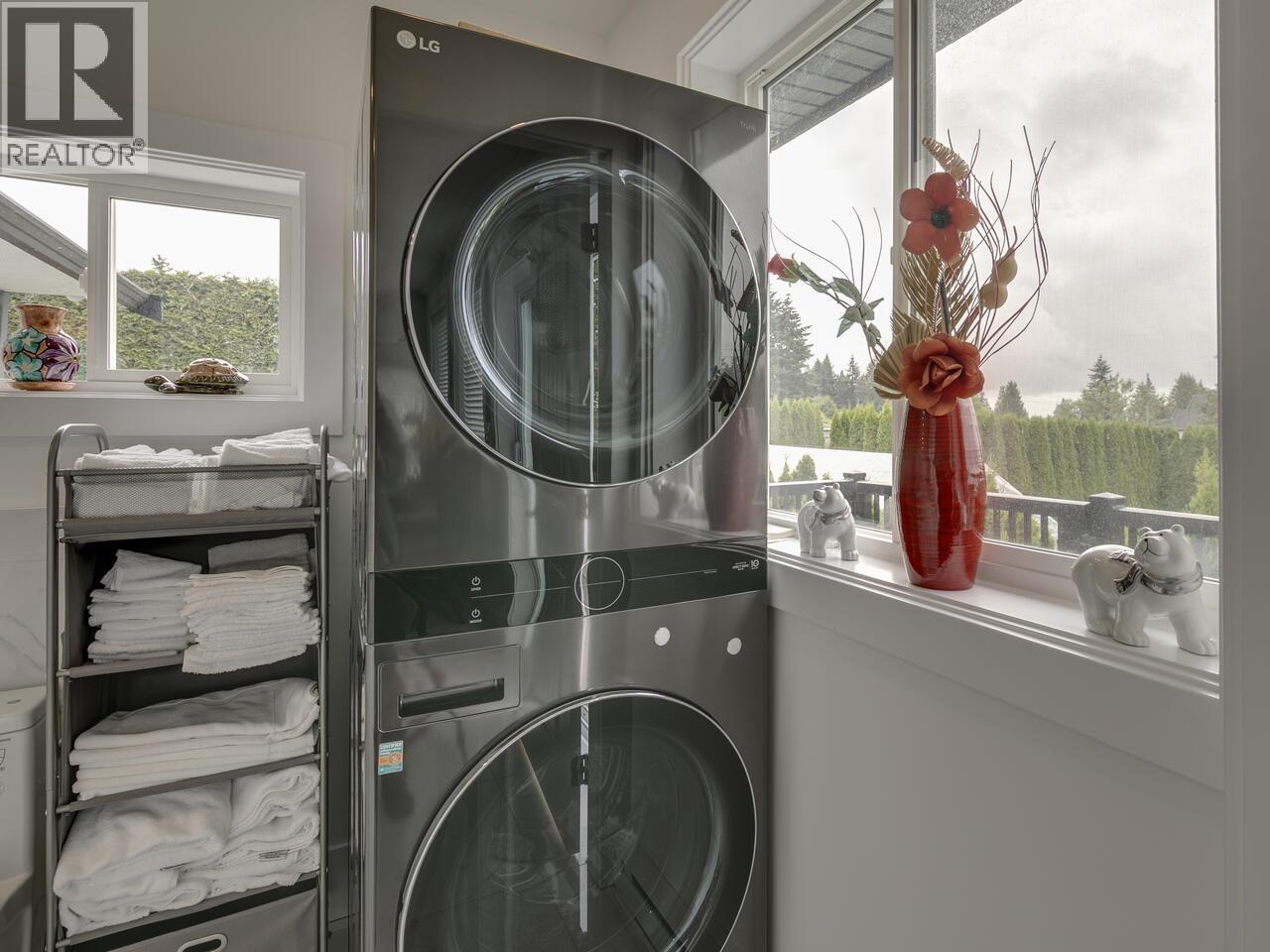 491 Midvale Street Property Photo 12