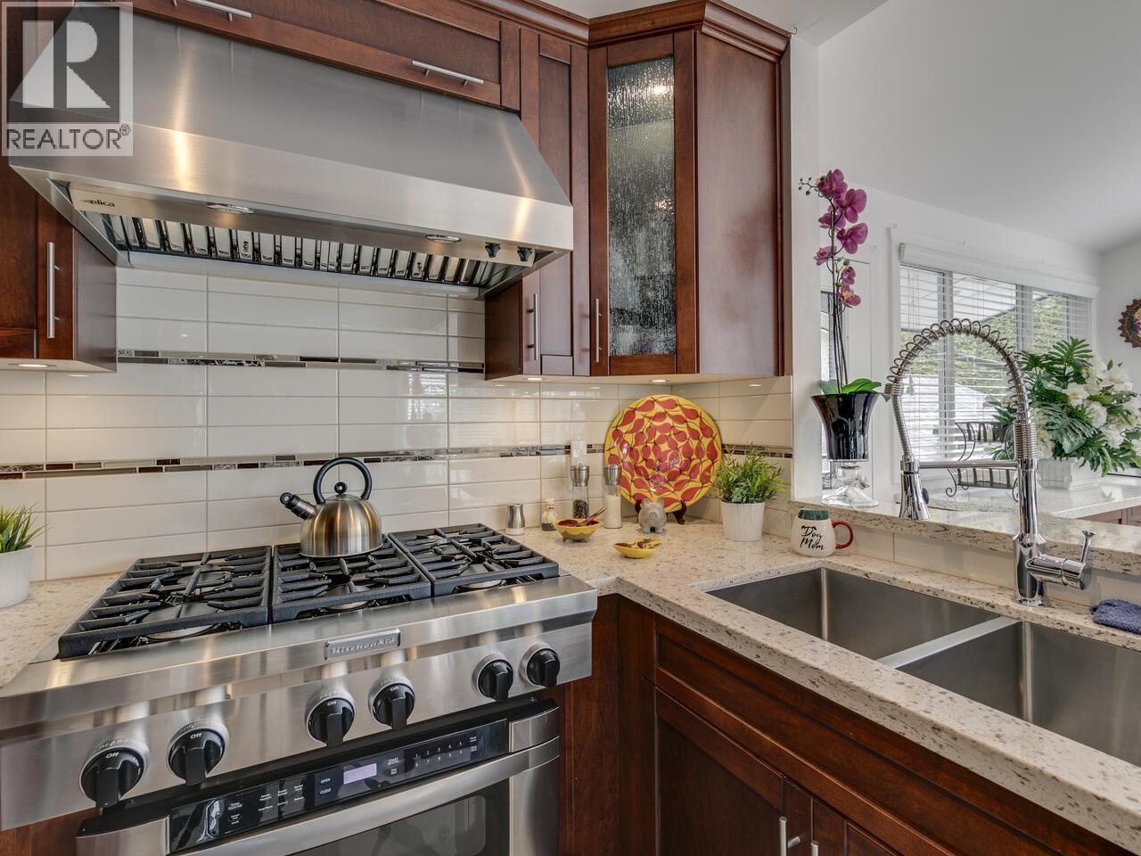 491 Midvale Street Property Photo 17