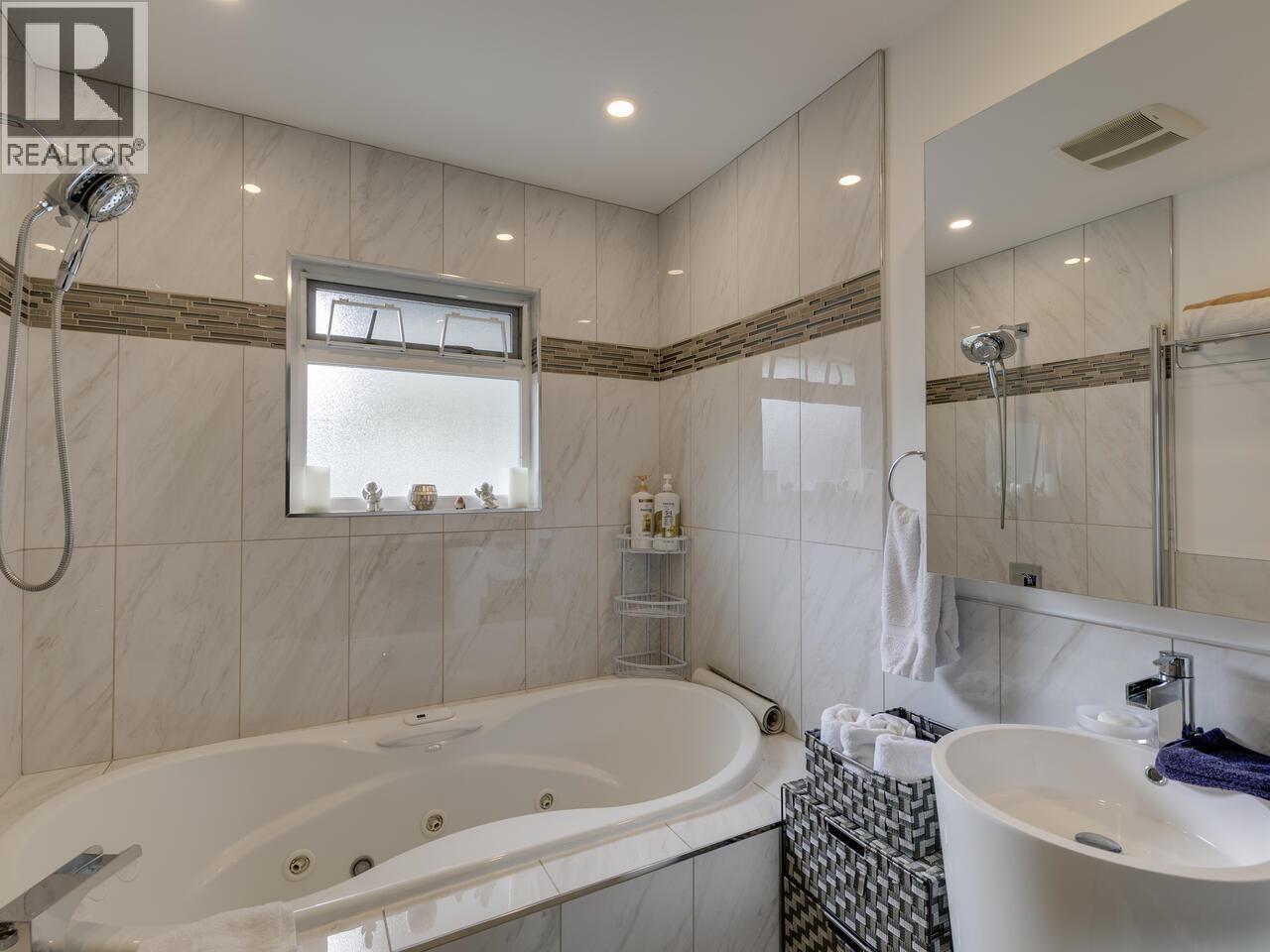 491 Midvale Street Property Photo 24