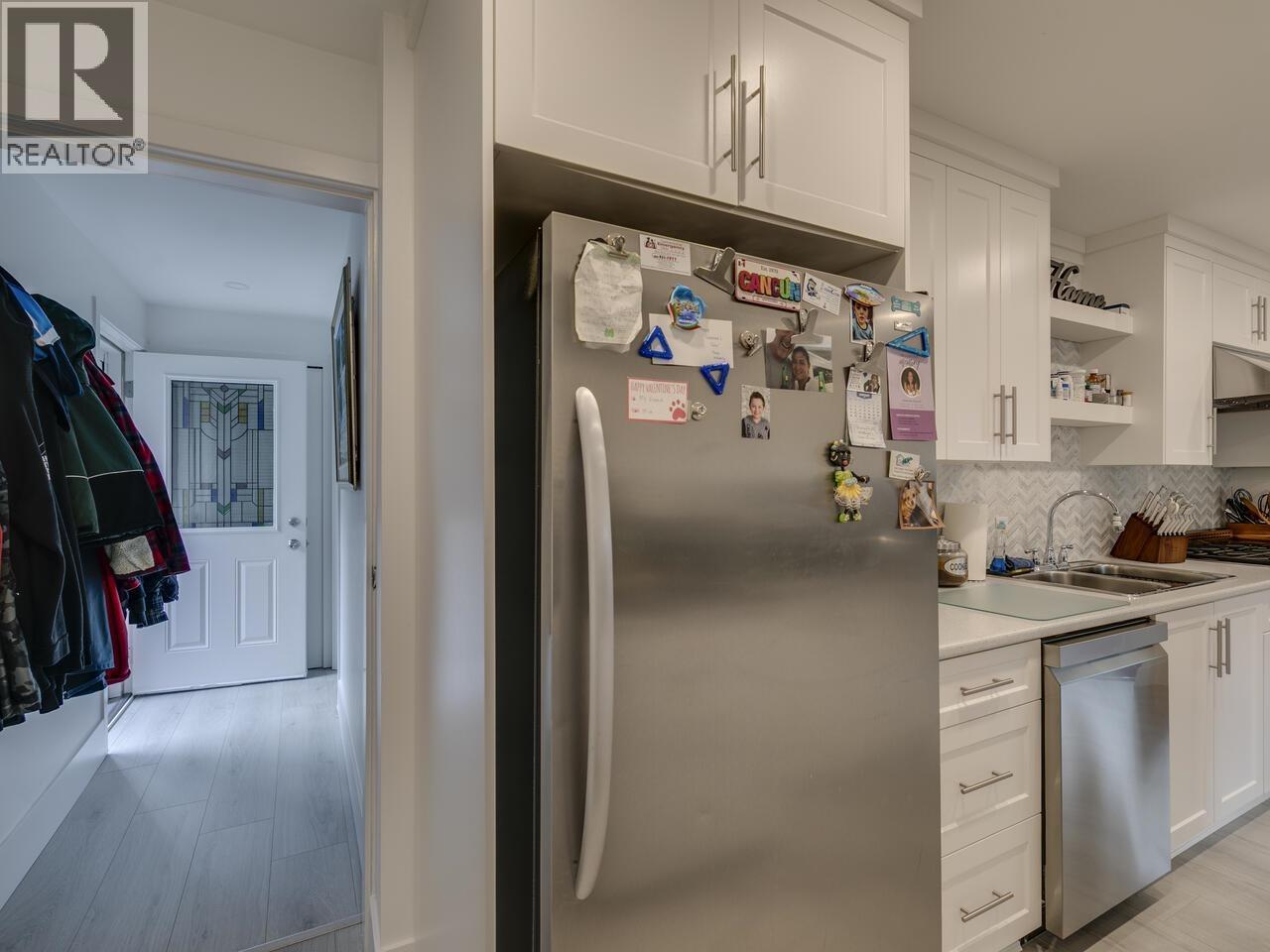 491 Midvale Street Property Photo 29