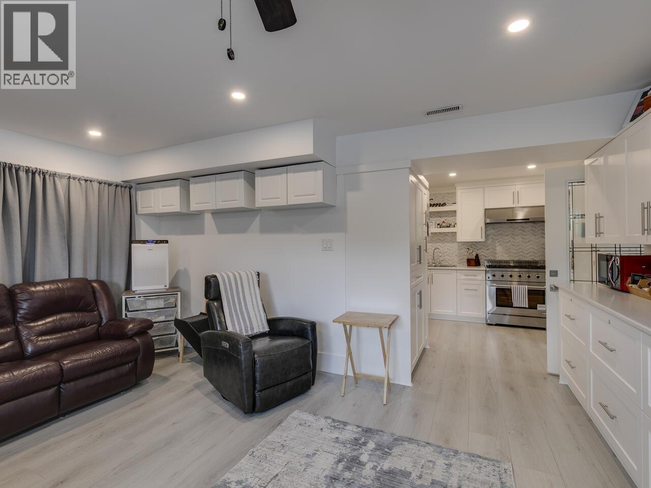 491 Midvale Street Property Photo 31