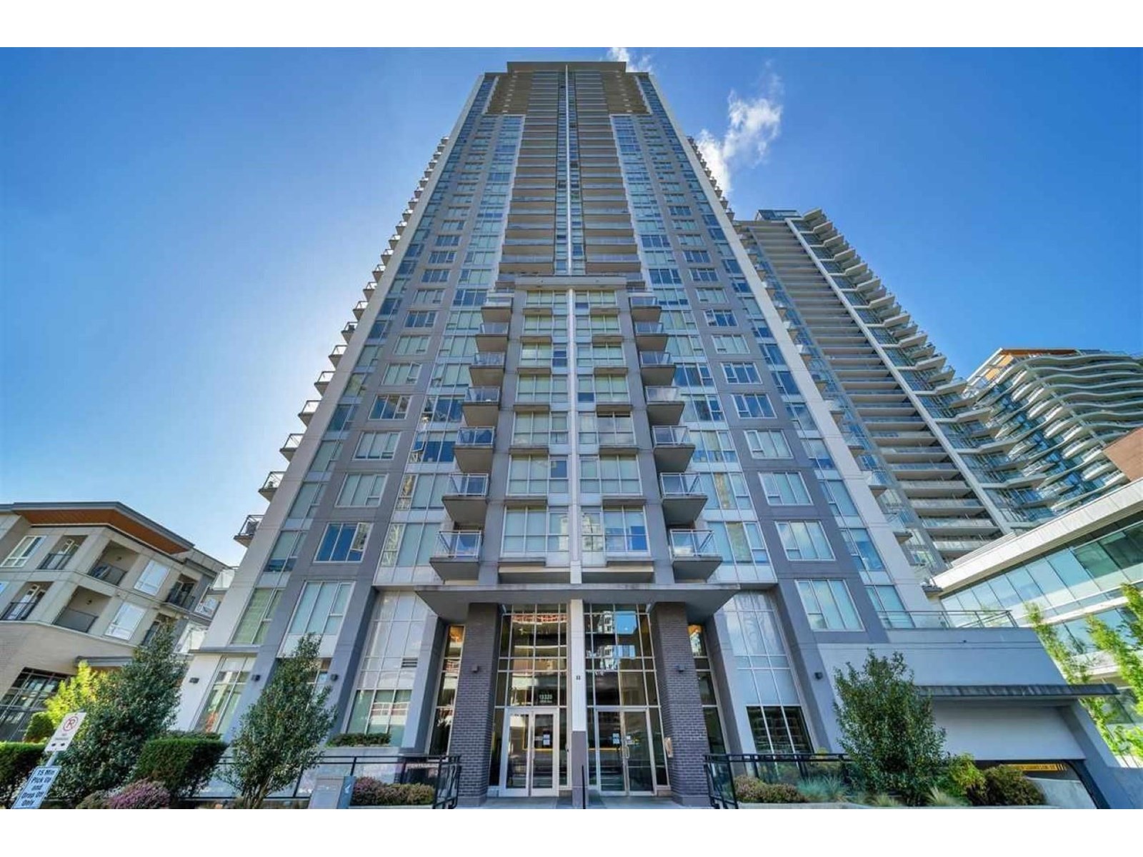 1808 13325 102A AVENUE Property Photo 1