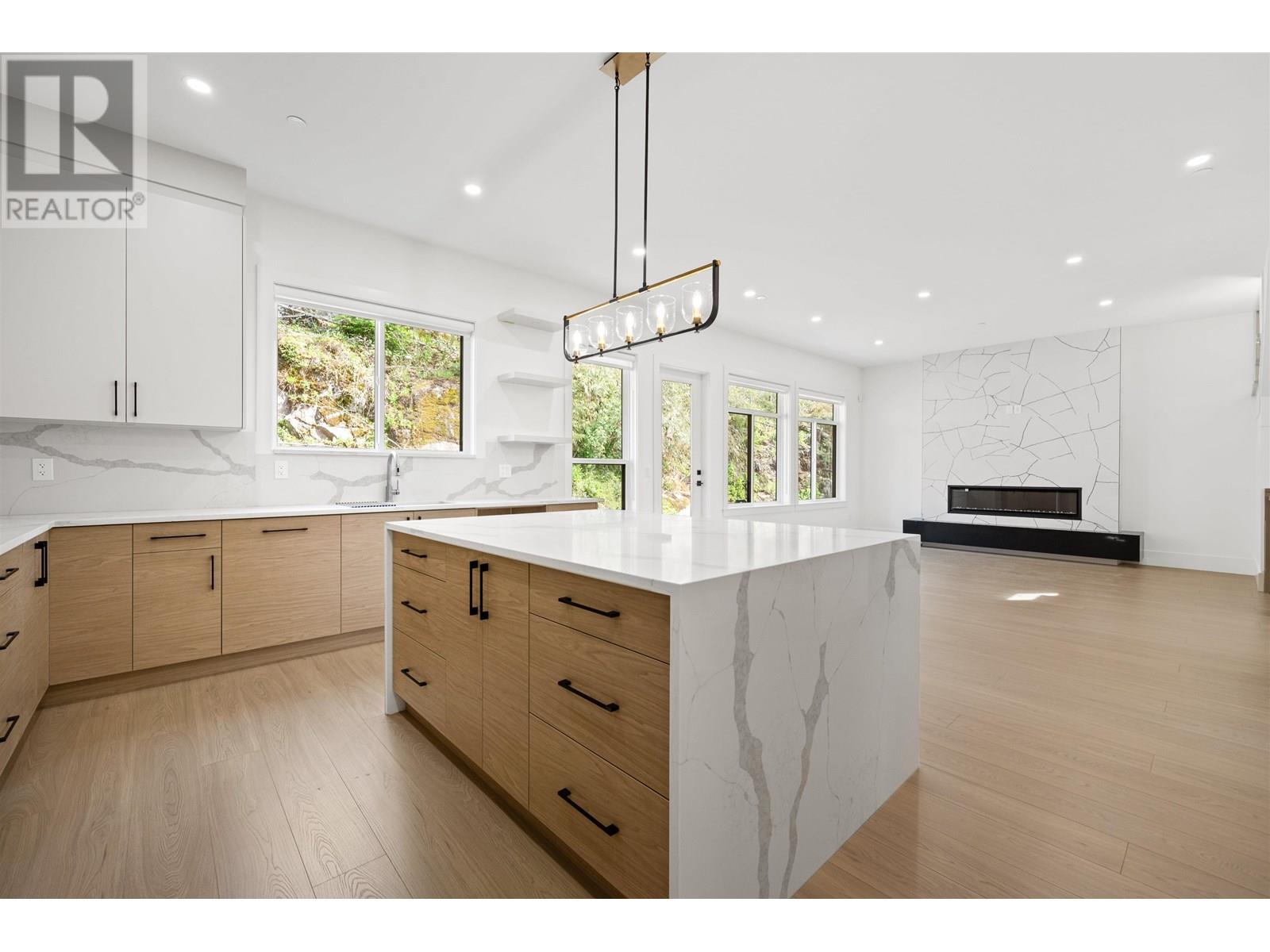 13576 Birdtail Drive Property Photo 12