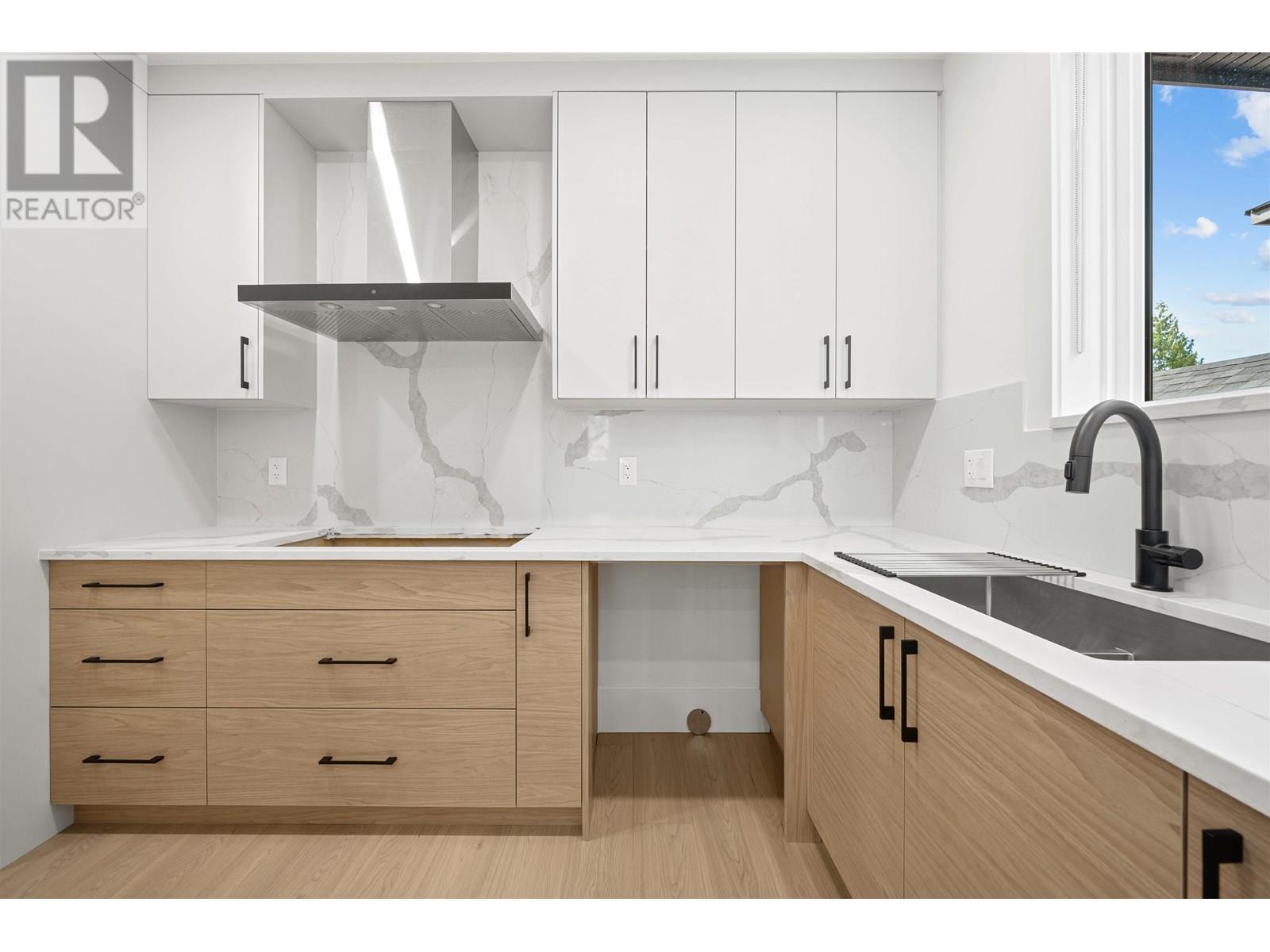 13576 Birdtail Drive Property Photo 13