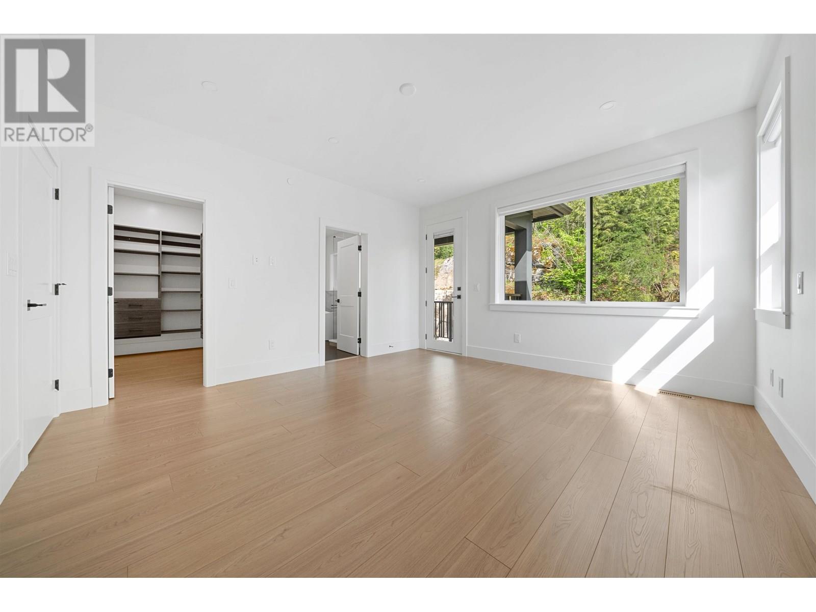 13576 Birdtail Drive Property Photo 16