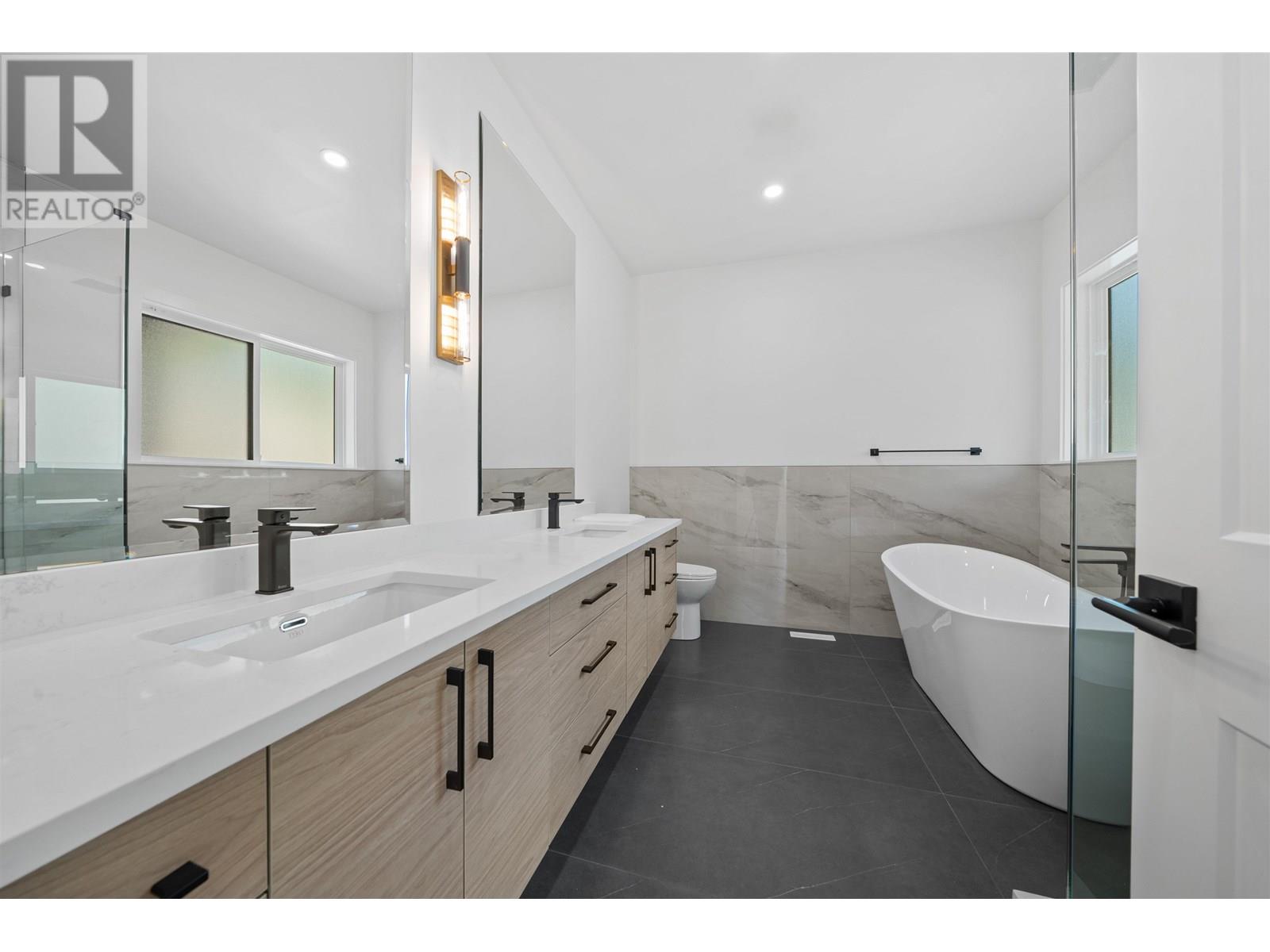 13576 Birdtail Drive Property Photo 19