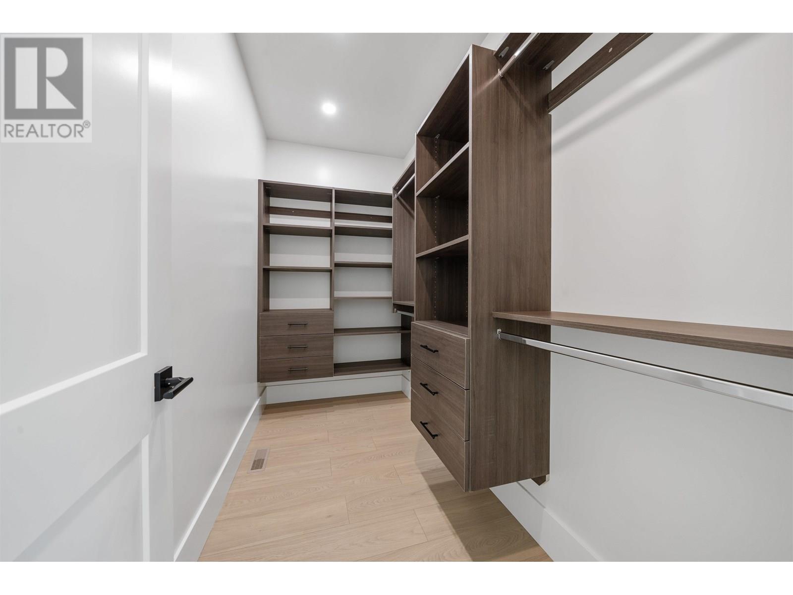 13576 Birdtail Drive Property Photo 21