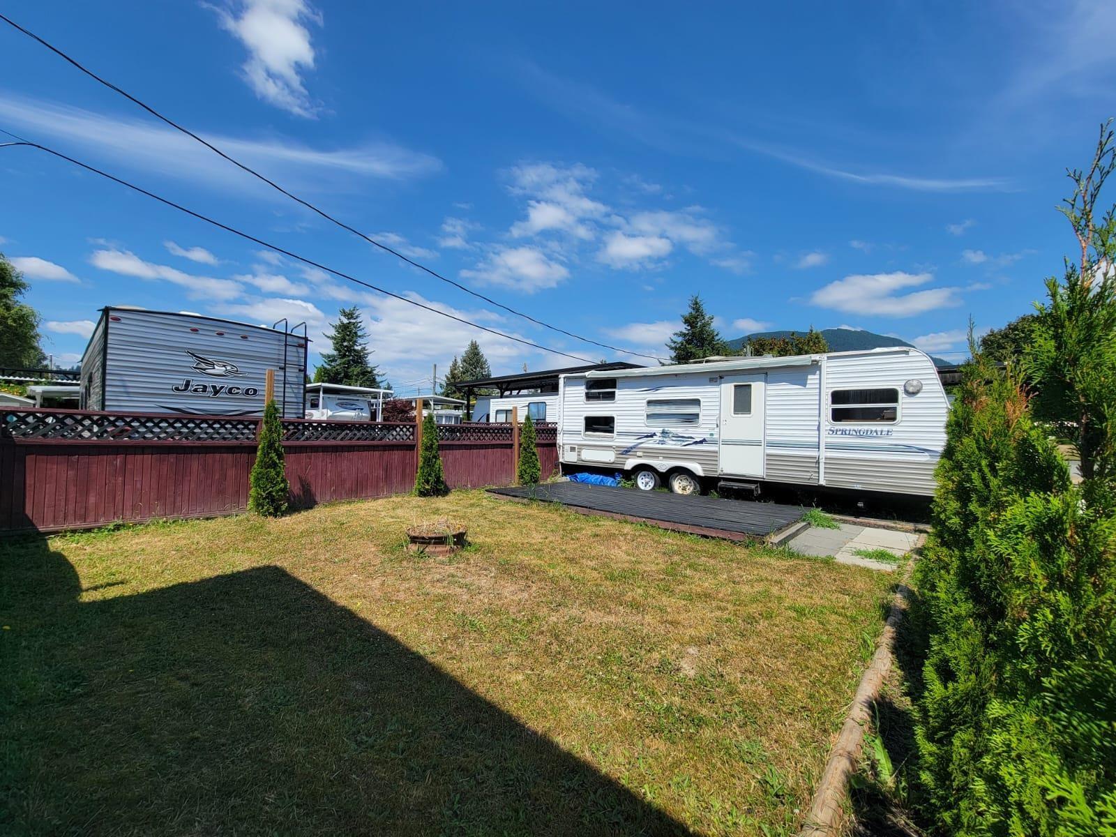 75 8400 Shook Road Property Photo 4