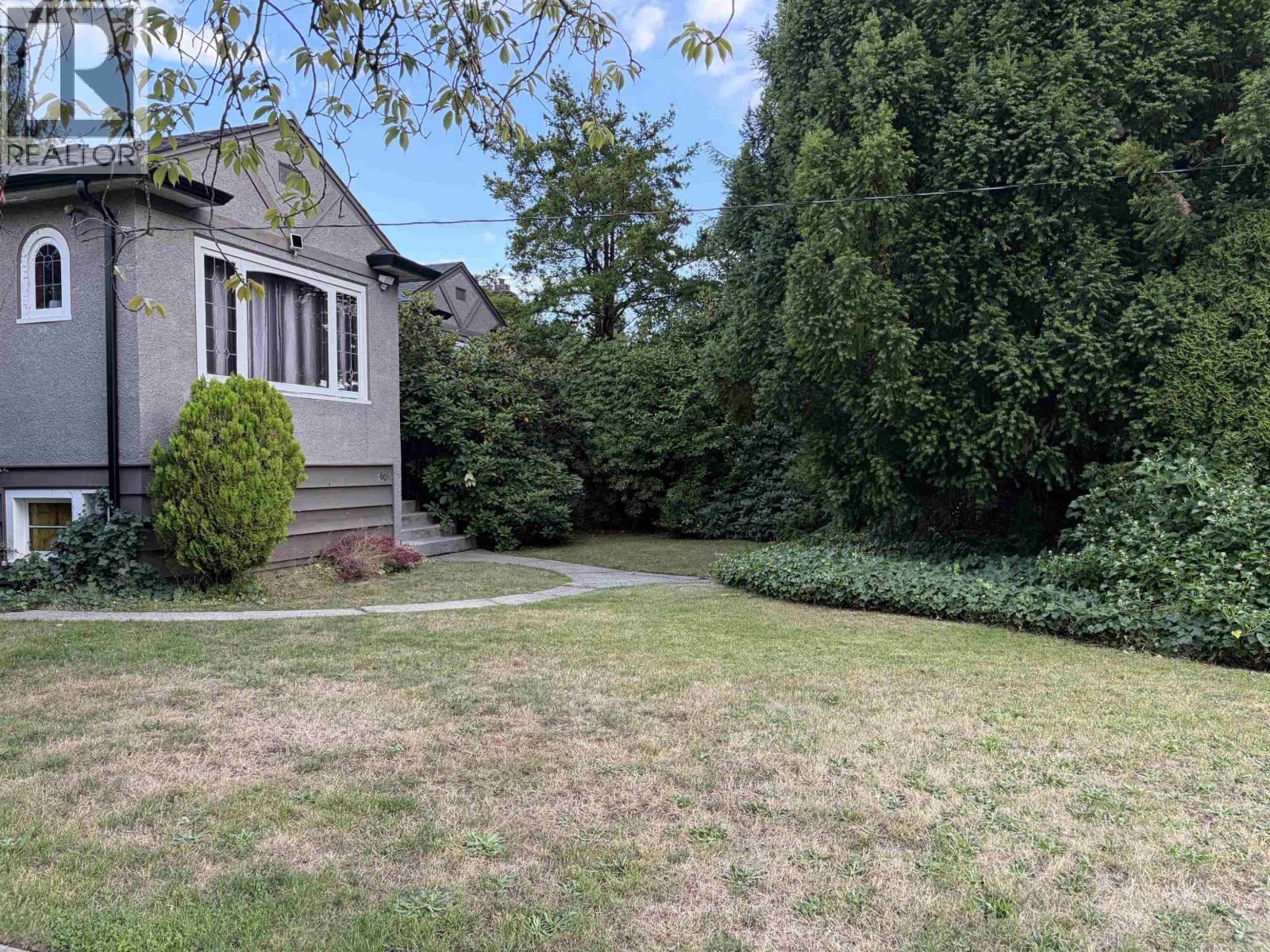 7606 Angus Drive Property Photo 2