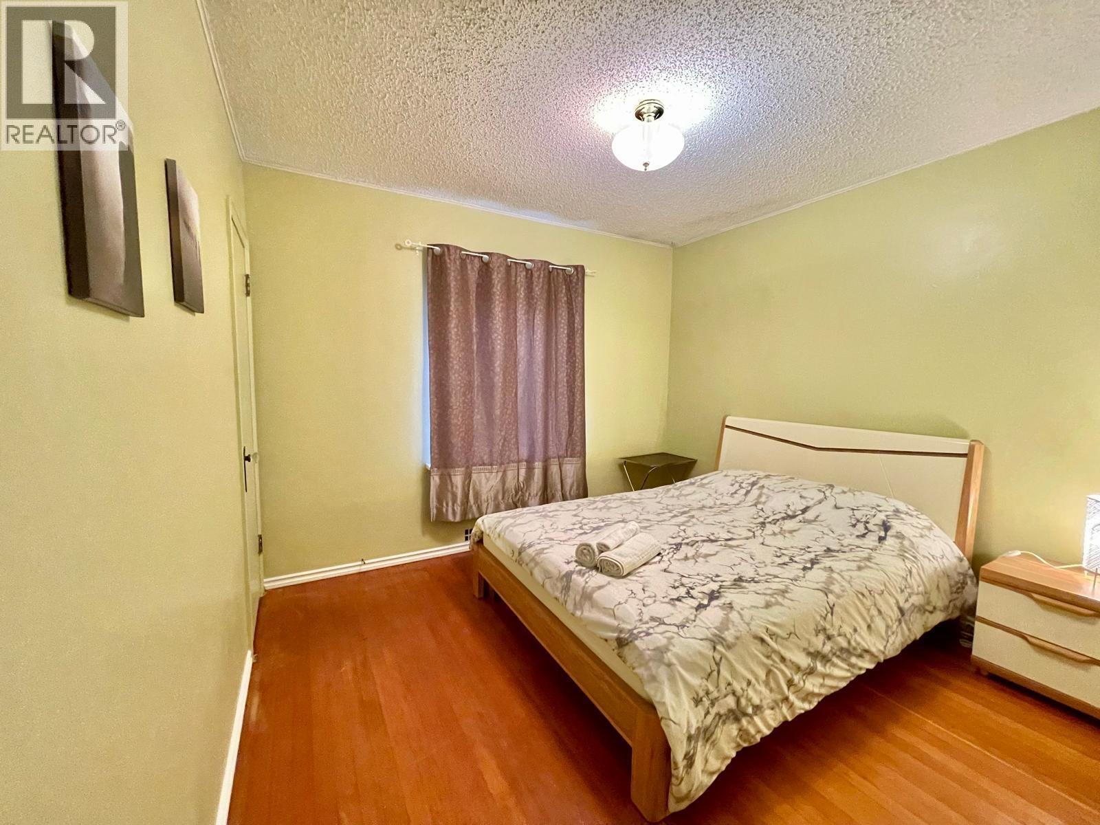 7606 Angus Drive Property Photo 13