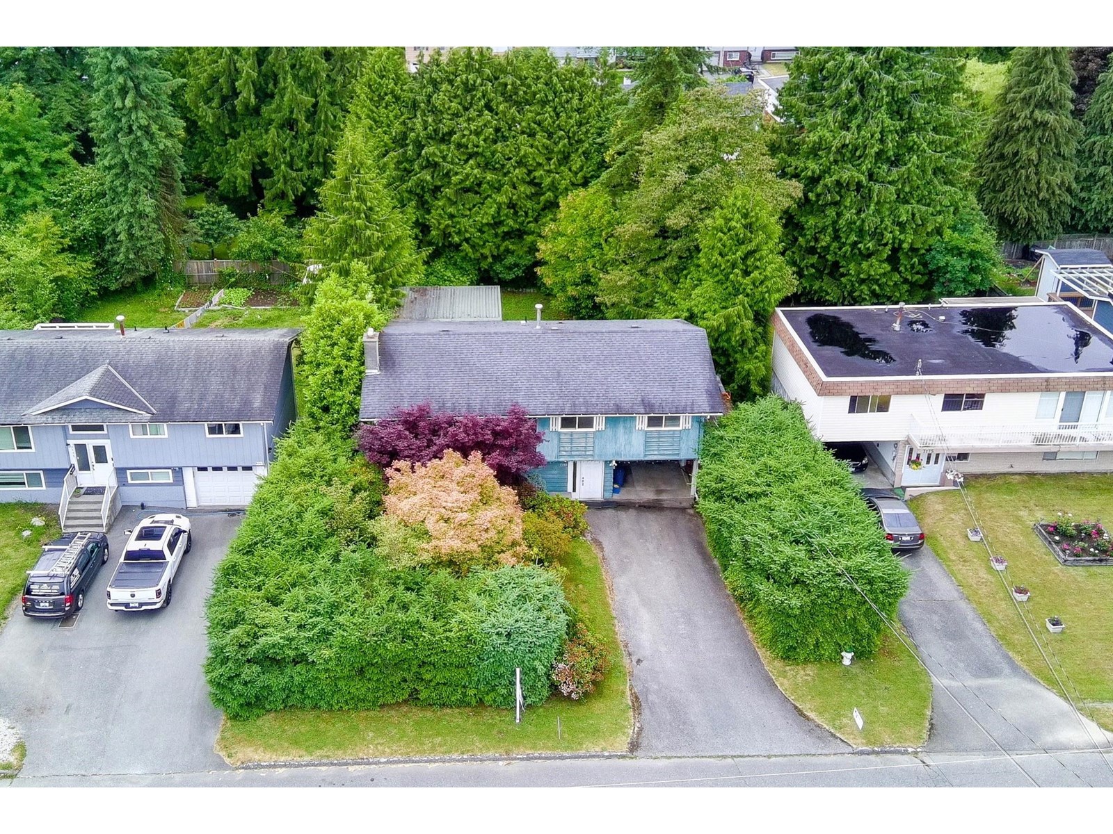 7165 115 Street Property Photo 1