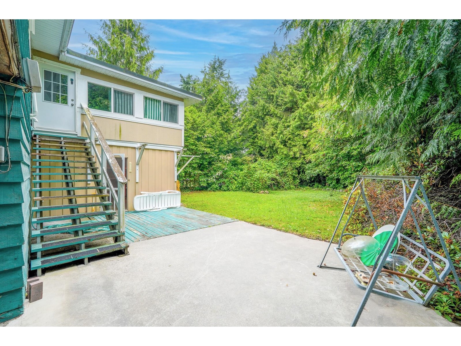 7165 115 Street Property Photo 17