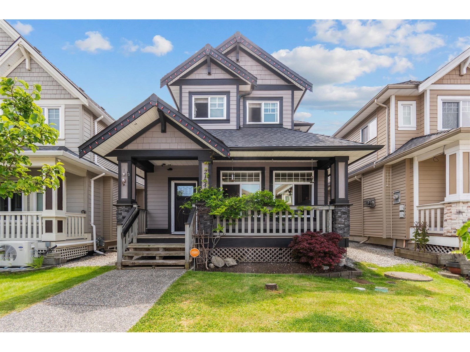 21048 80a Avenue Property Photo 1