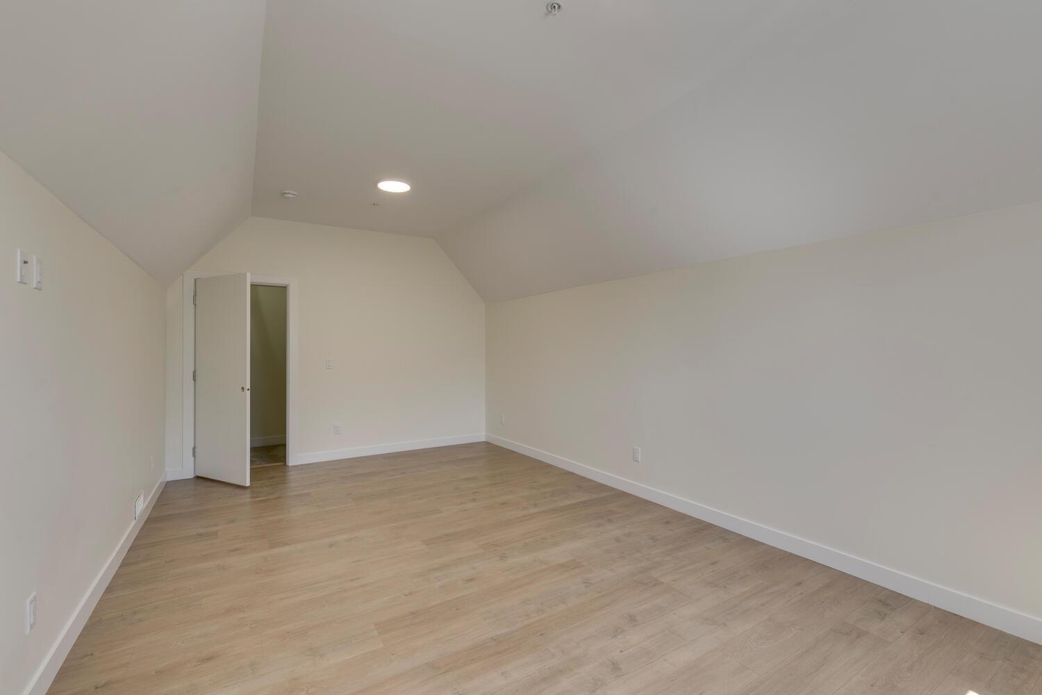 12 14500 Morris Valley Road Property Photo 20