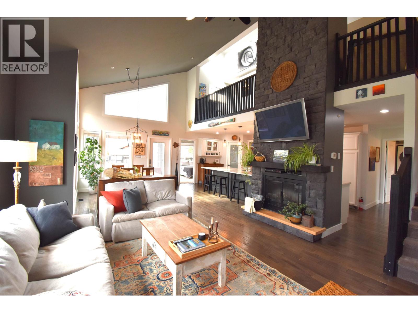 9 Starliter Way Property Photo 6