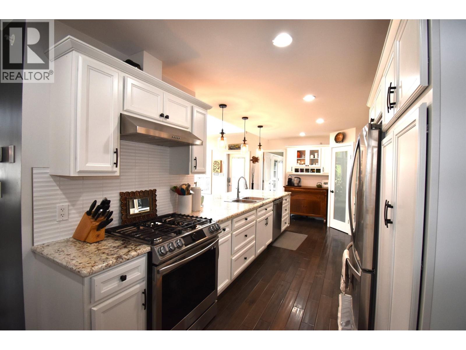 9 Starliter Way Property Photo 9