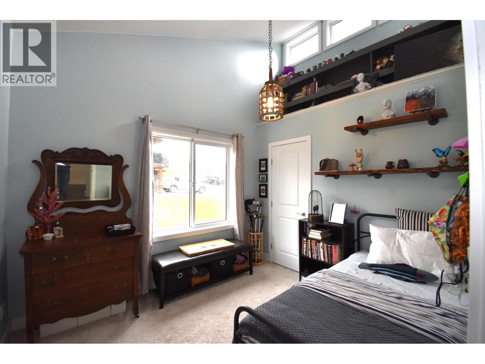 9 Starliter Way Property Photo 18