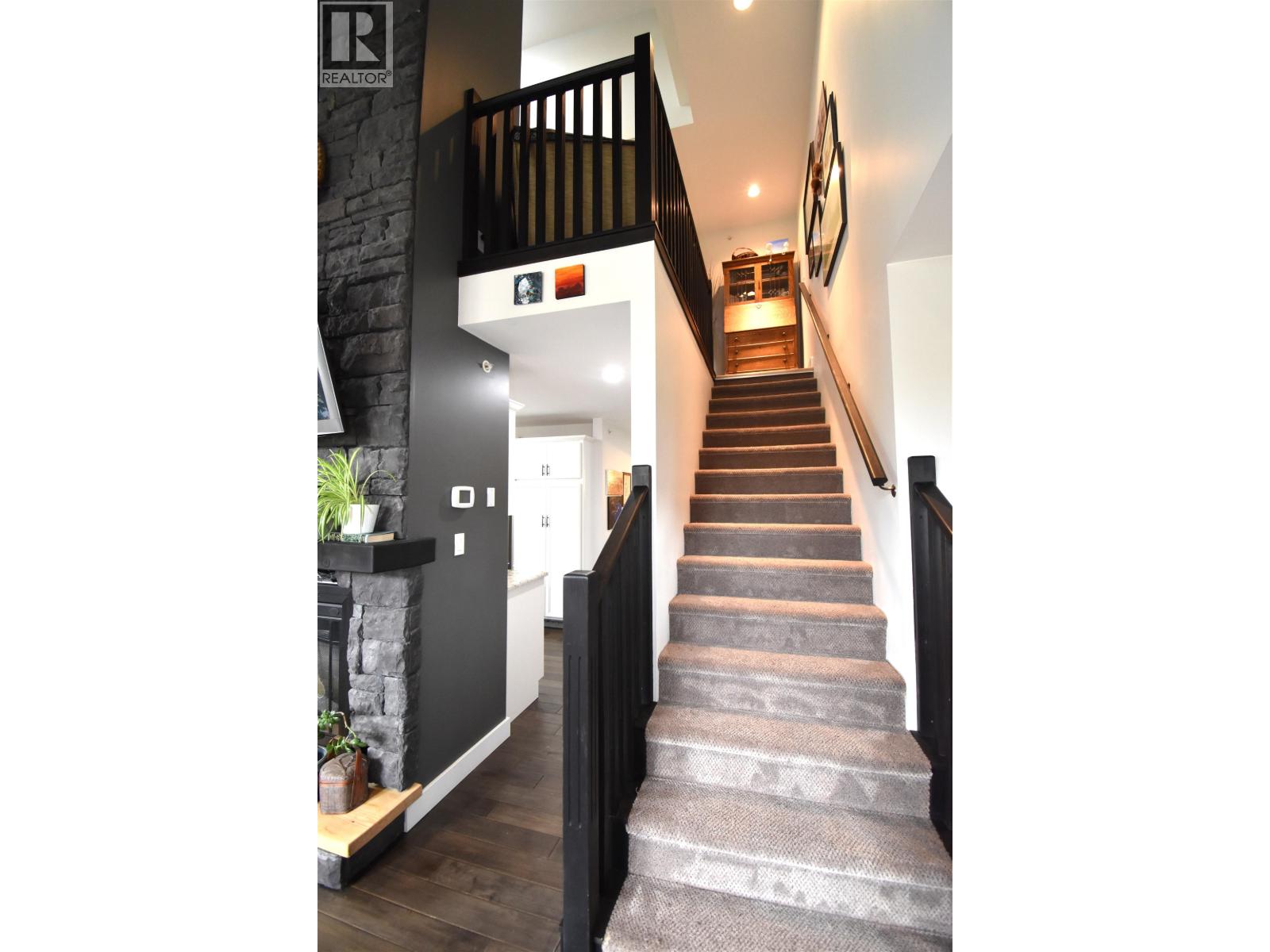 9 Starliter Way Property Photo 21