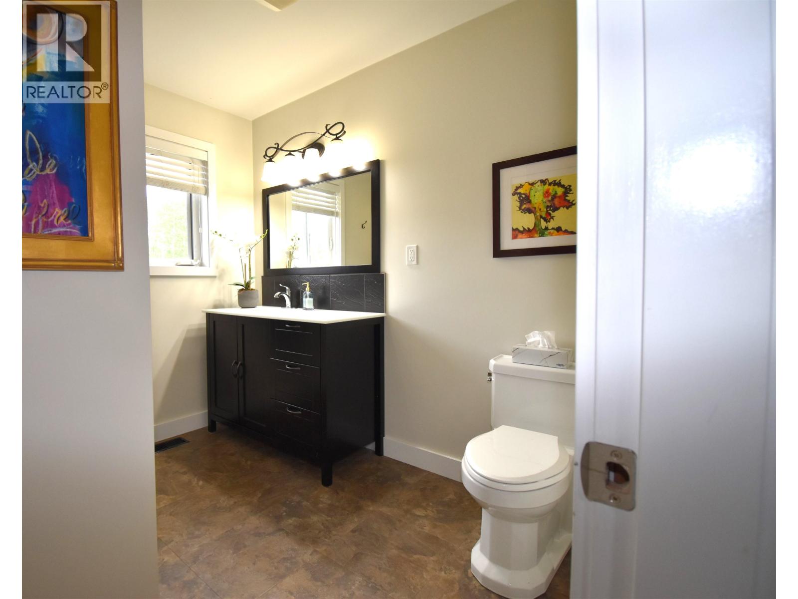 9 Starliter Way Property Photo 24