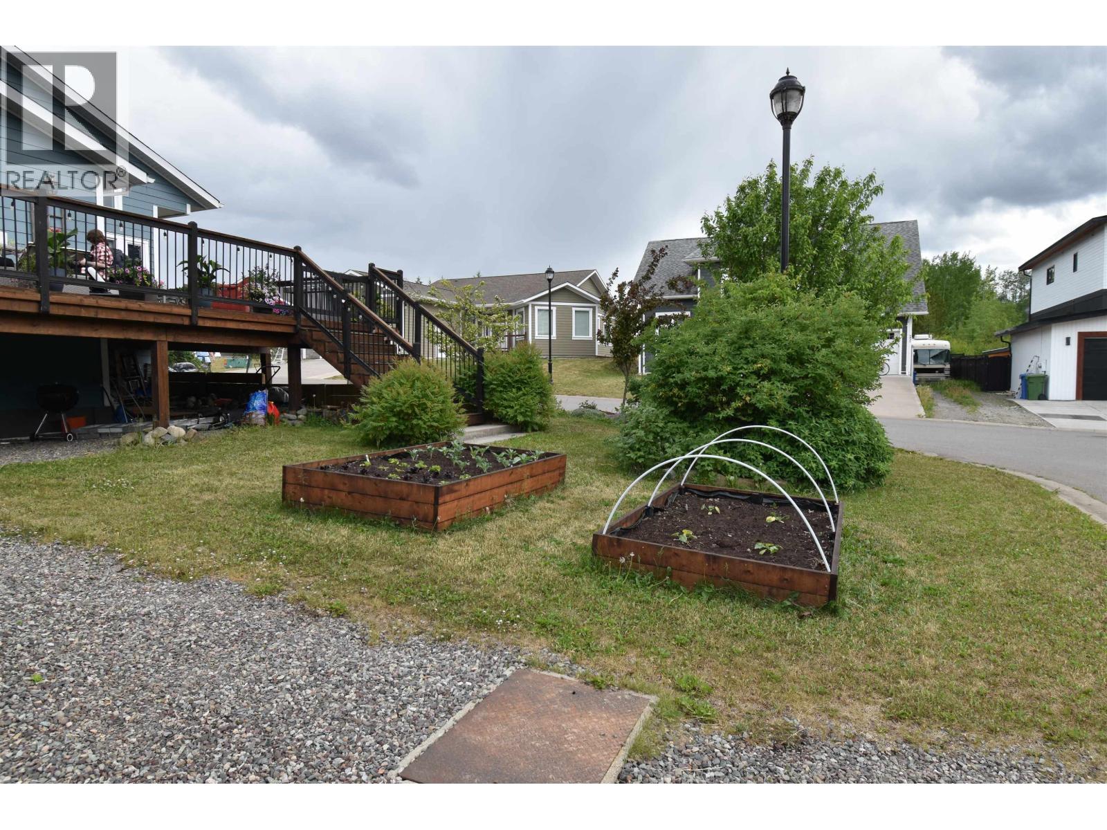 9 Starliter Way Property Photo 31