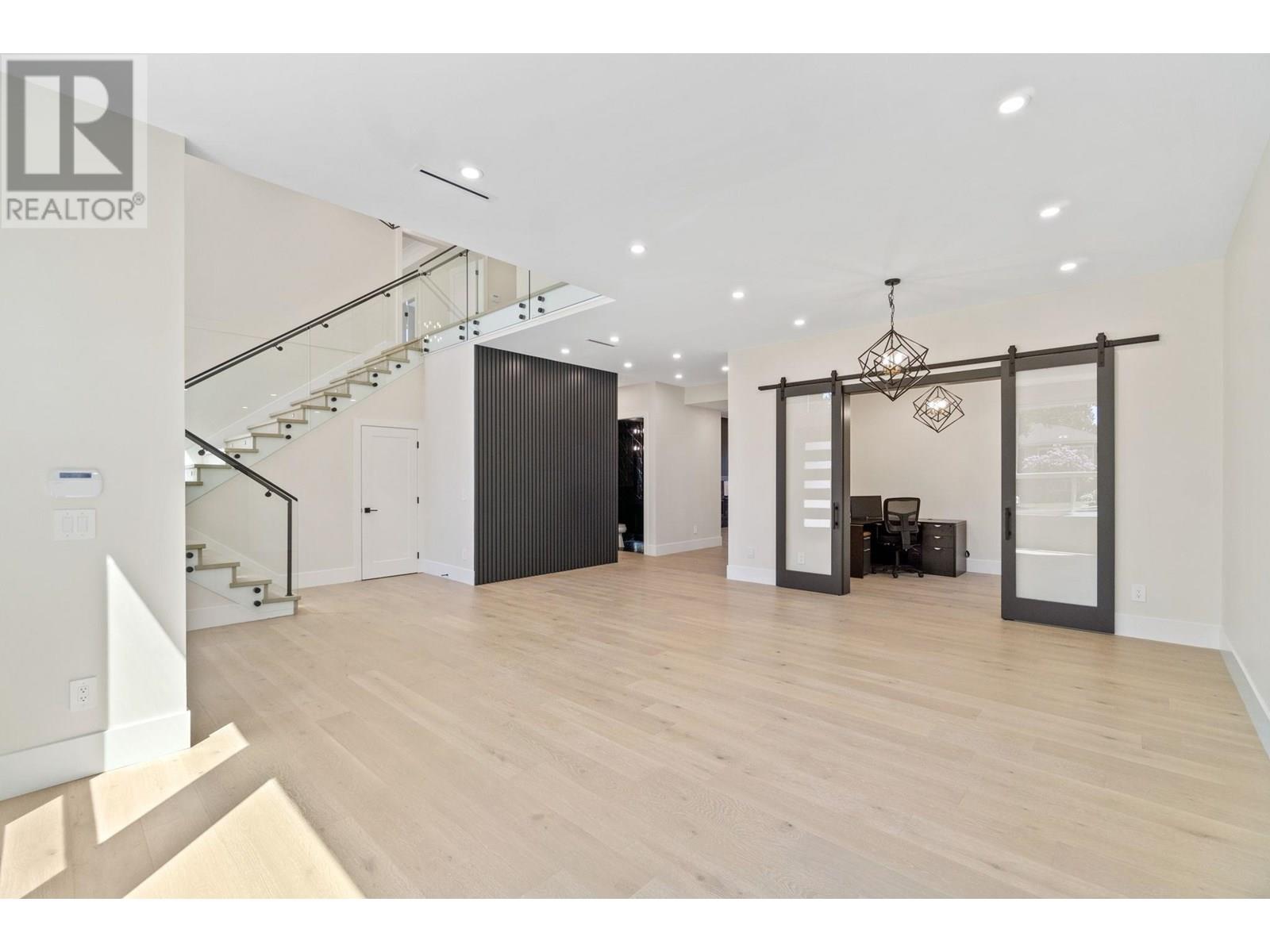 841 Rondeau Street Property Photo 4