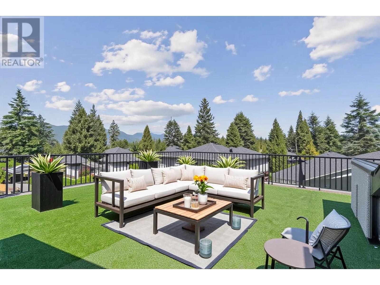 841 Rondeau Street Property Photo 32