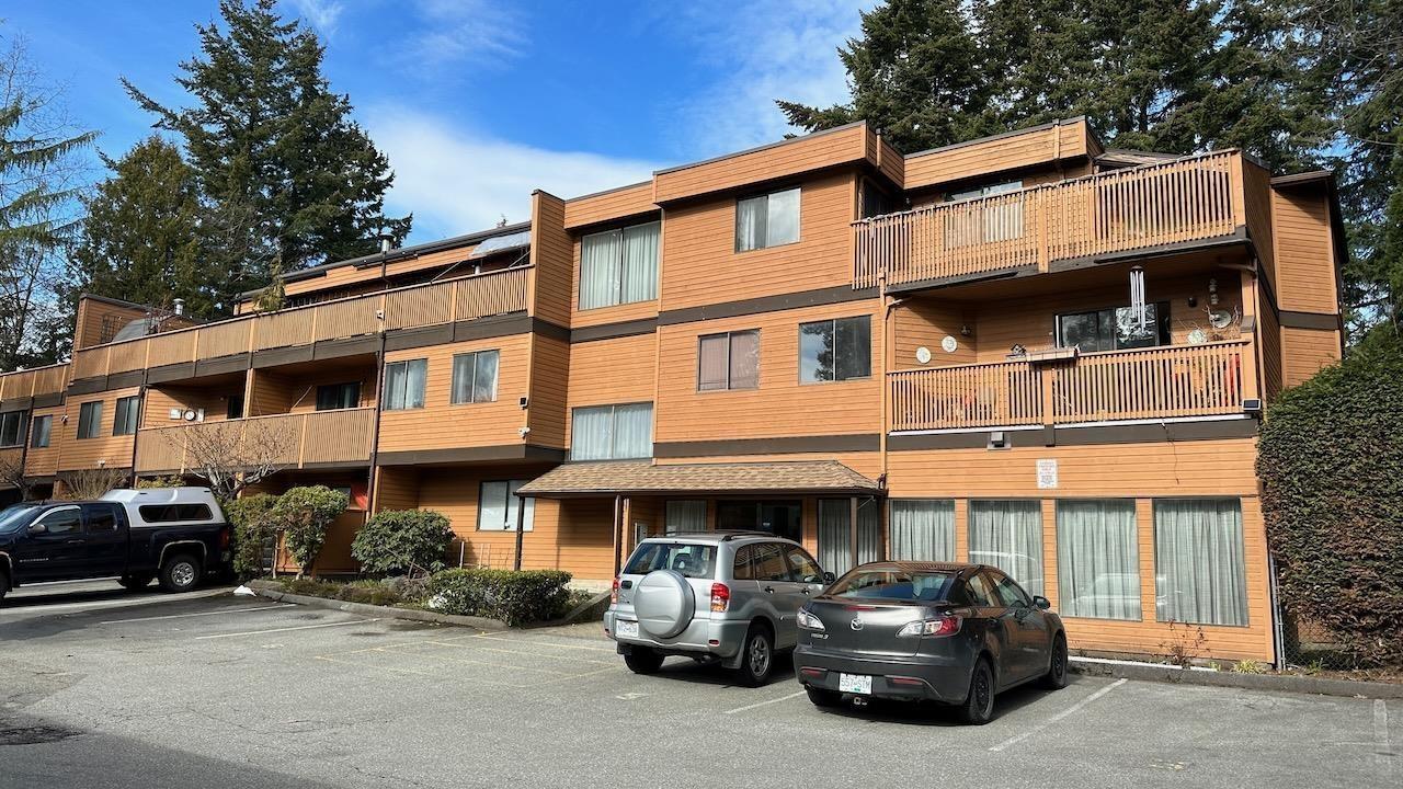 104 7155 134 Street Property Photo 1