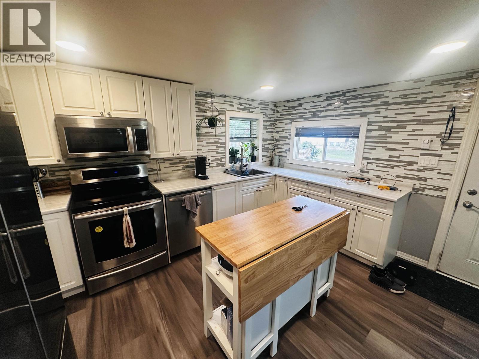 2100 Nash Road Property Photo 17