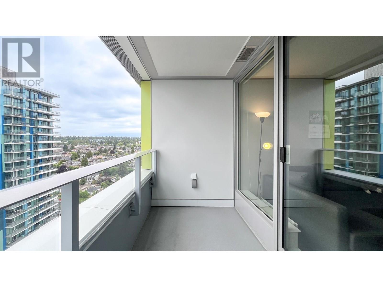 2705 488 Sw Marine Drive Property Photo 14