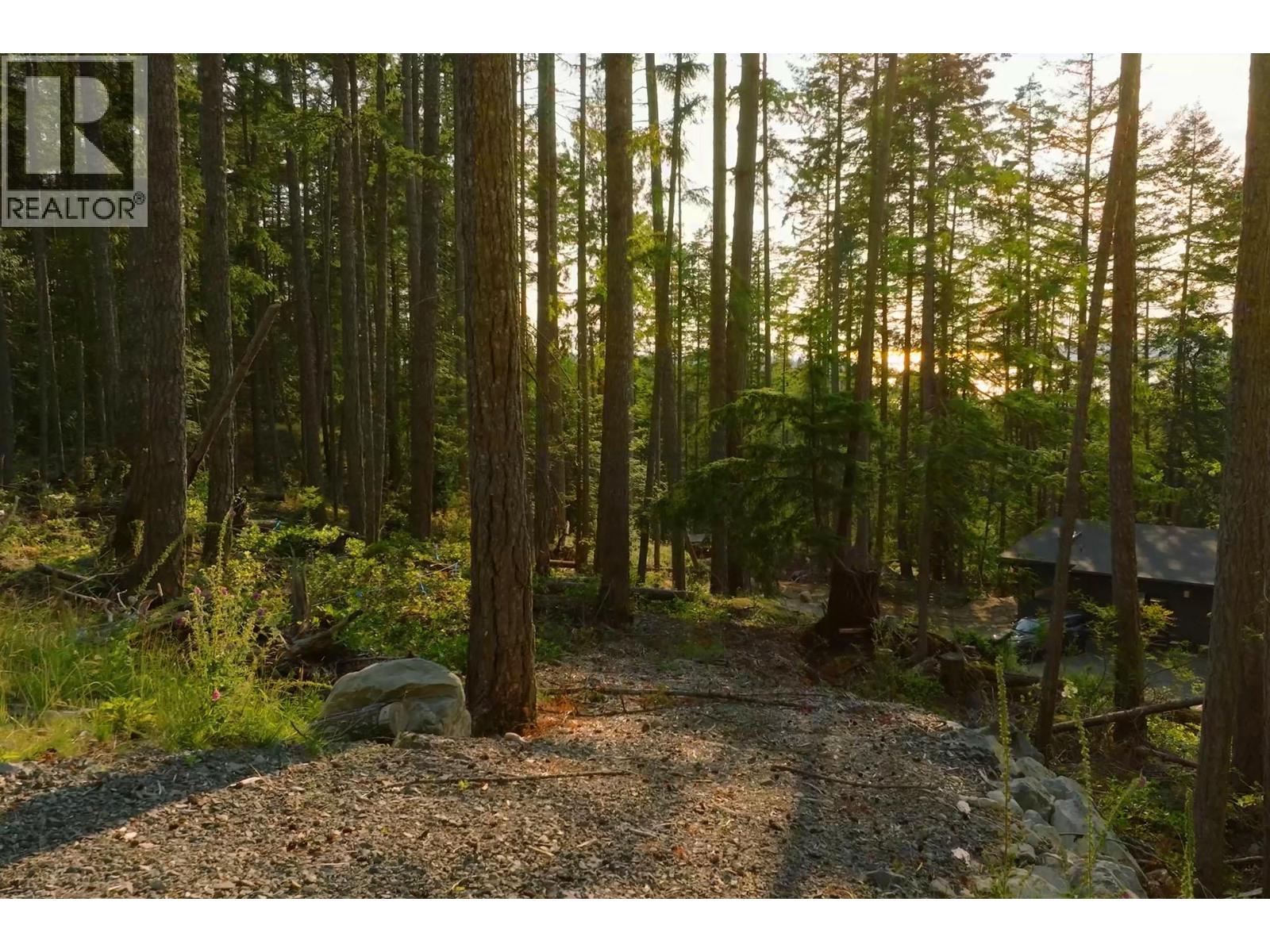 786 Hayes Road Property Photo 4