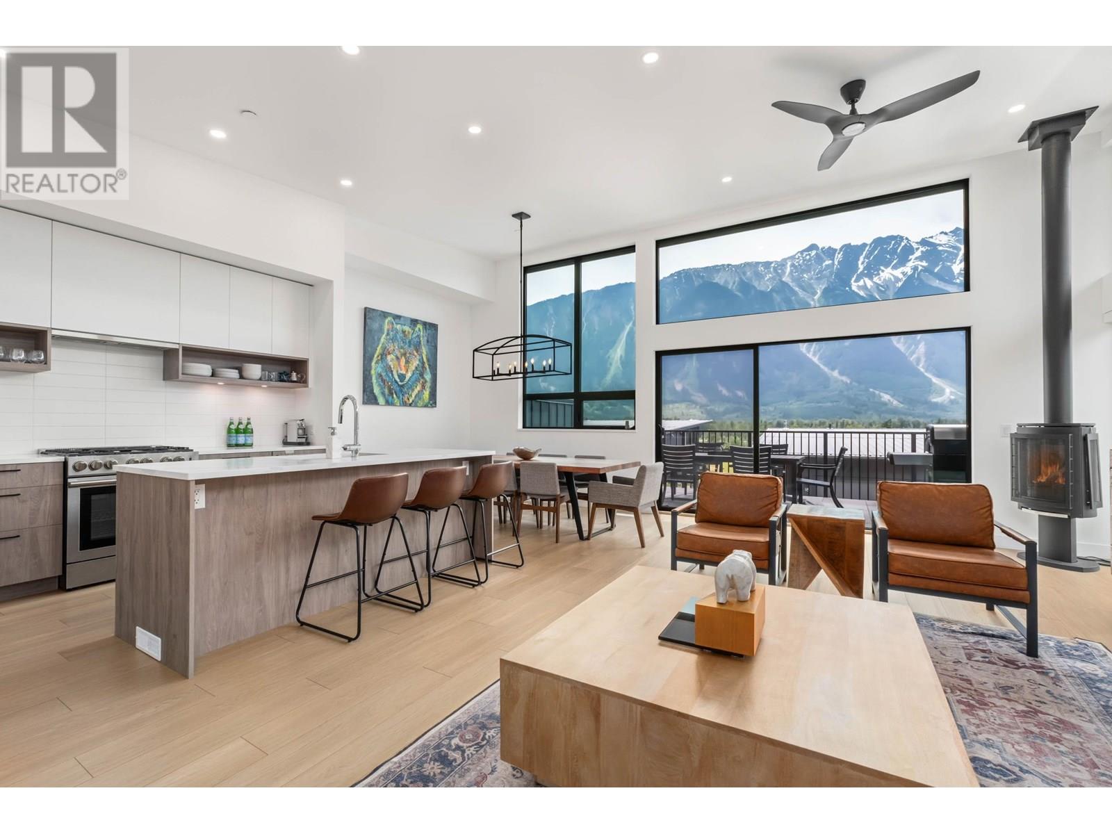 4000 Sunstone Way #36 Property Photo 1