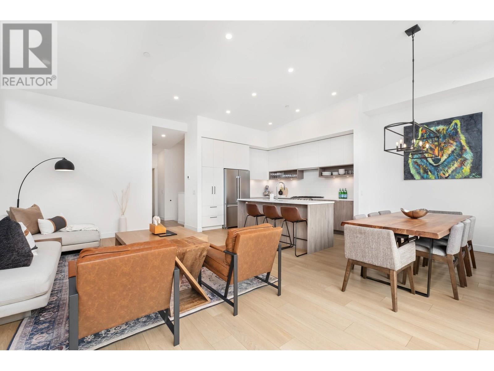 4000 Sunstone Way #36 Property Photo 8