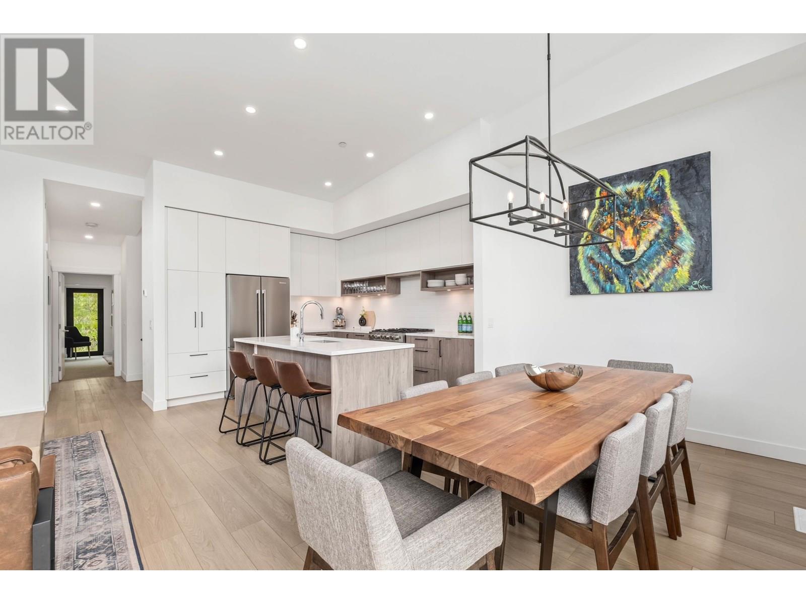 4000 Sunstone Way #36 Property Photo 9