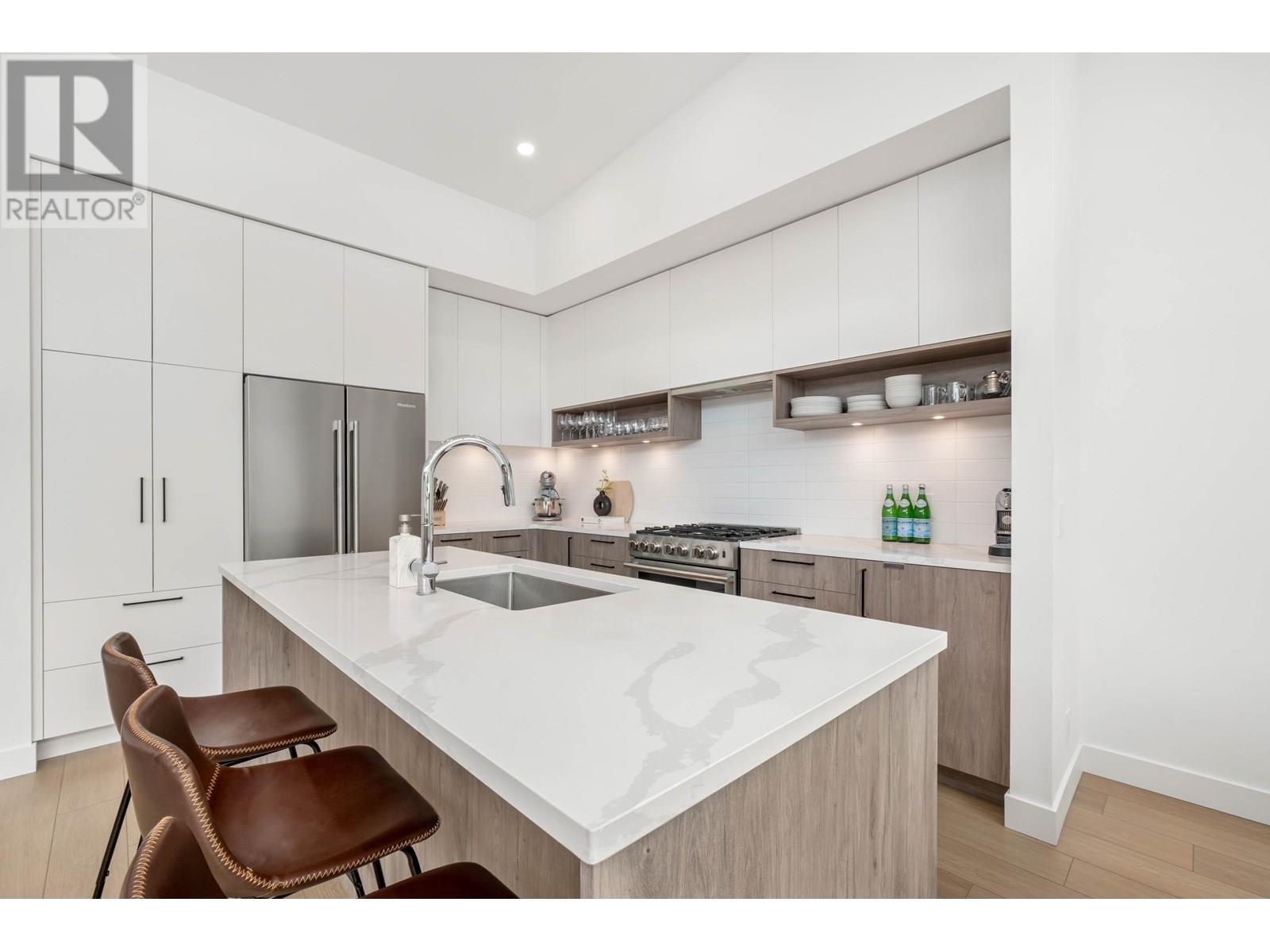 4000 Sunstone Way #36 Property Photo 11