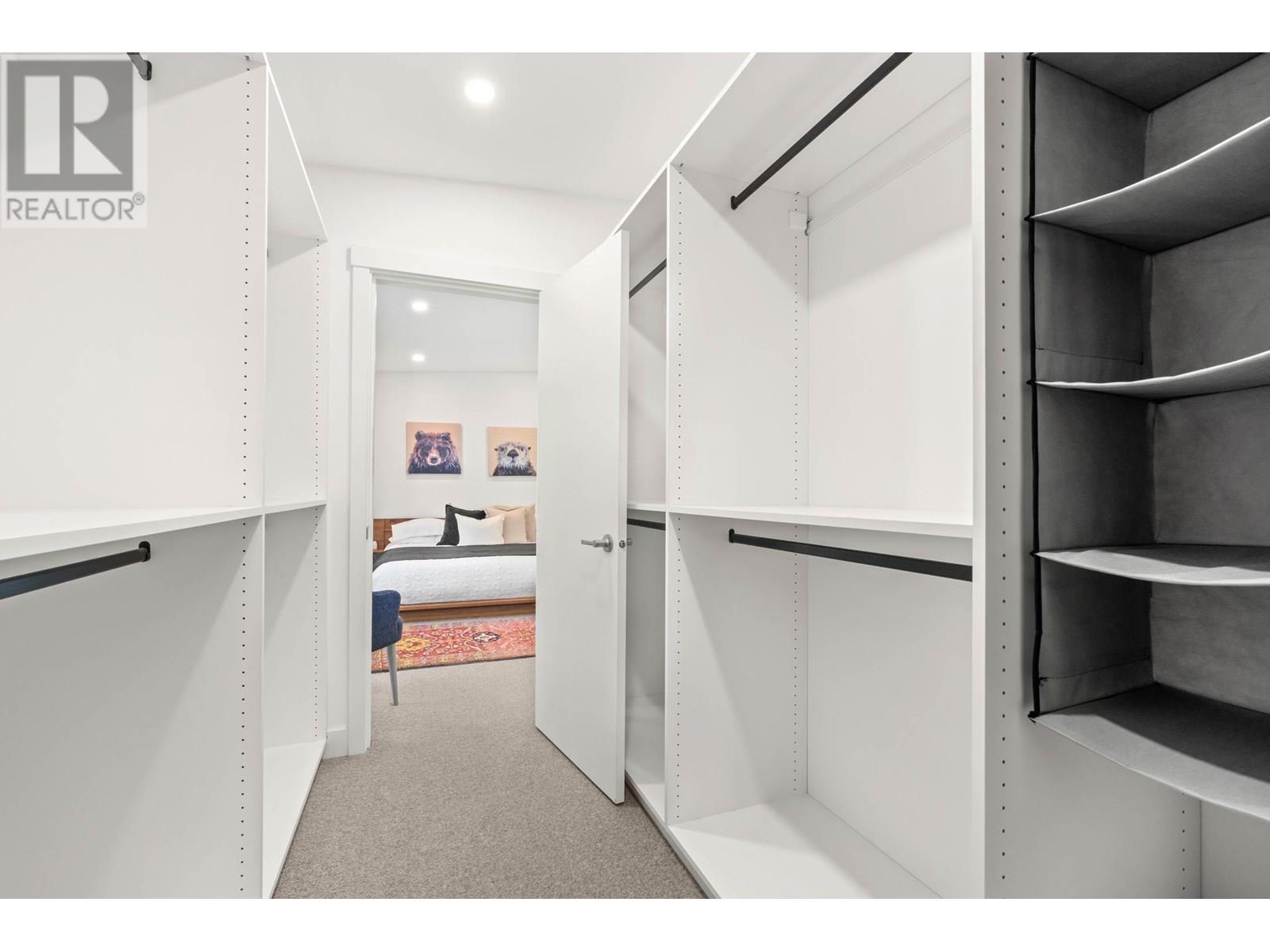 4000 Sunstone Way #36 Property Photo 17